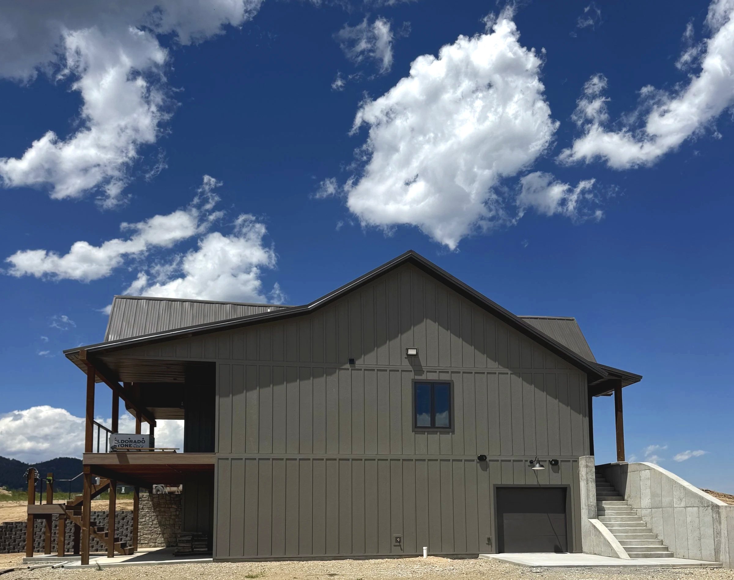 side-view-modern-montana-house.jpg