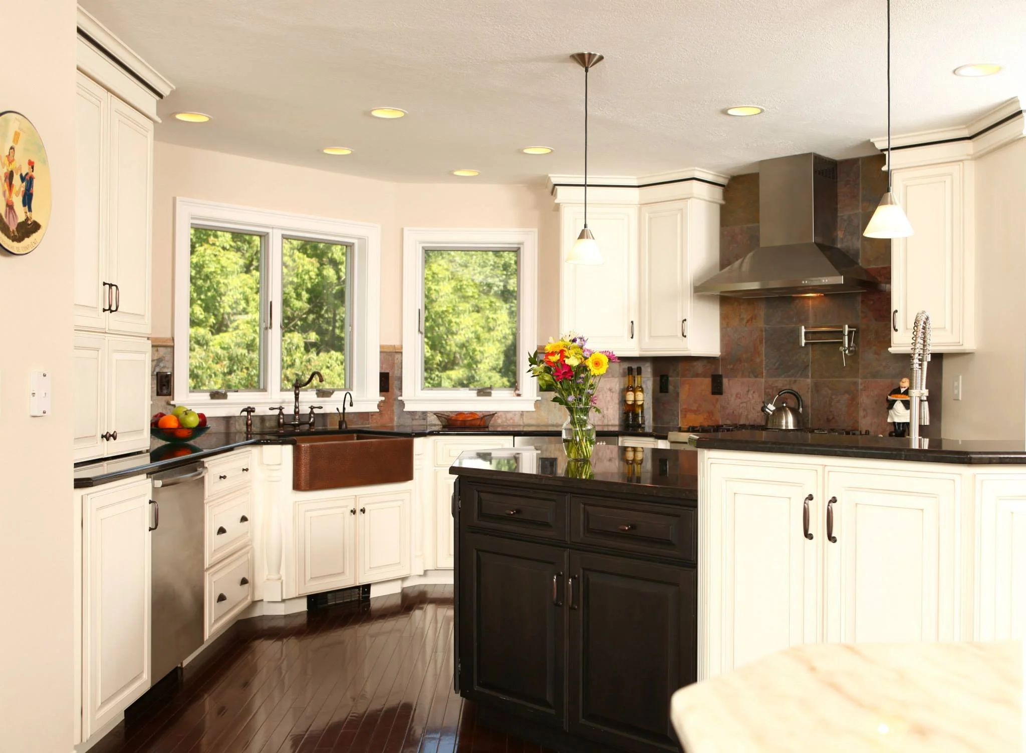 Full Remodel in Expanded Space /
Design: Kate Patchett & James Conrad /
Photo Credit: James Conrad