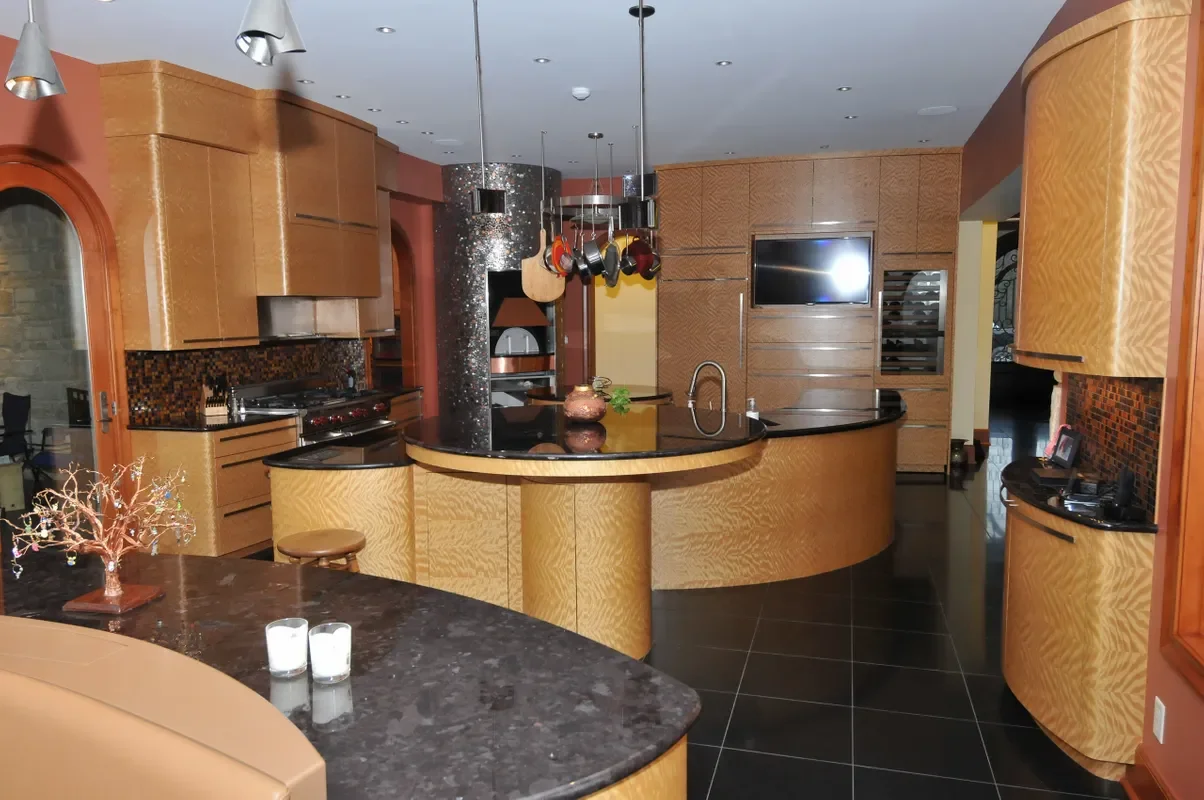 Dream Kitchen in New Build /
Design: Kate Patchett /
Engineered: CCC Team /
Photo Credit: James Conrad