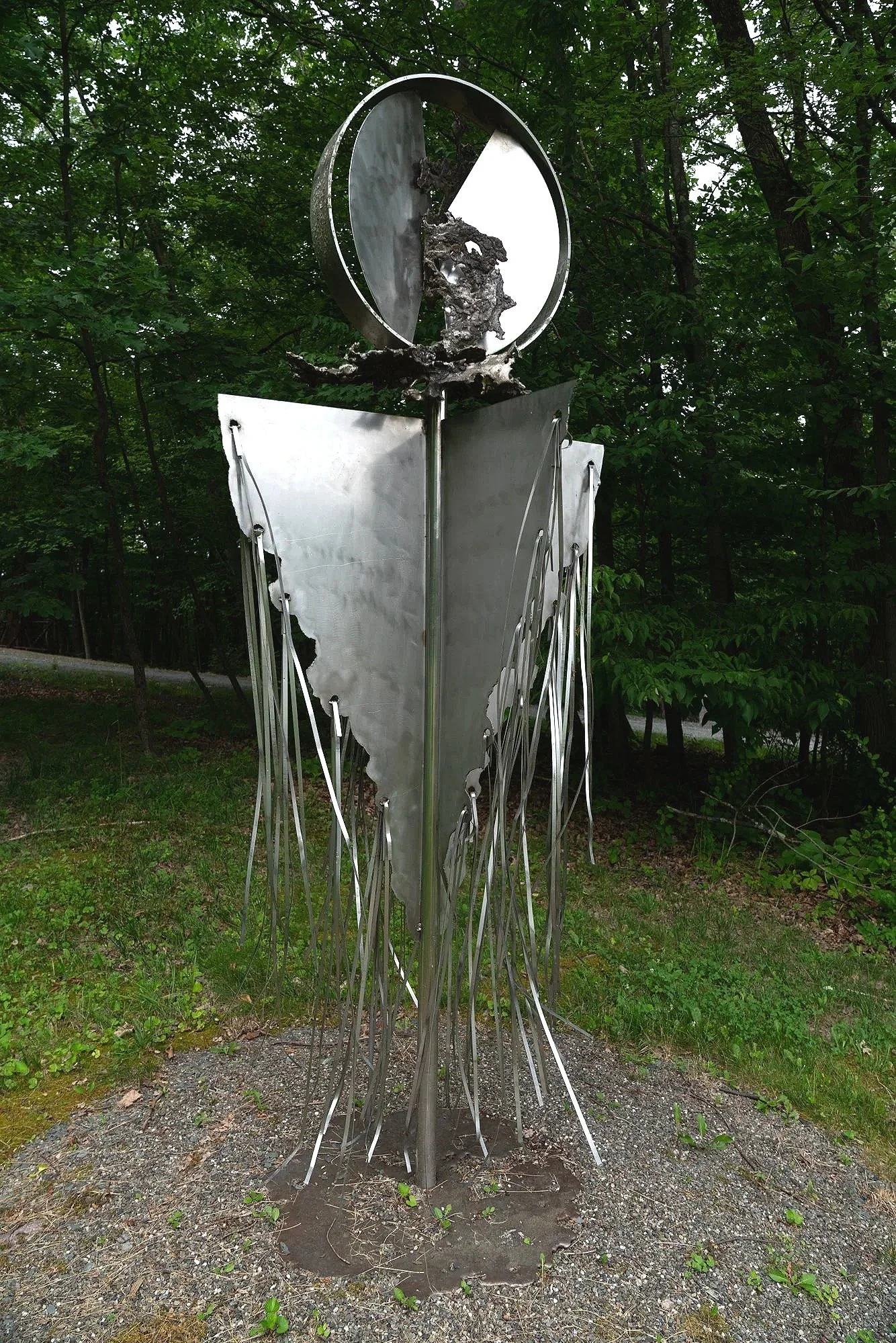 Totem Spirit - Icon of soul, and essence. Welded stainless steel. 8’8” x 4’ x 4’.. 1997