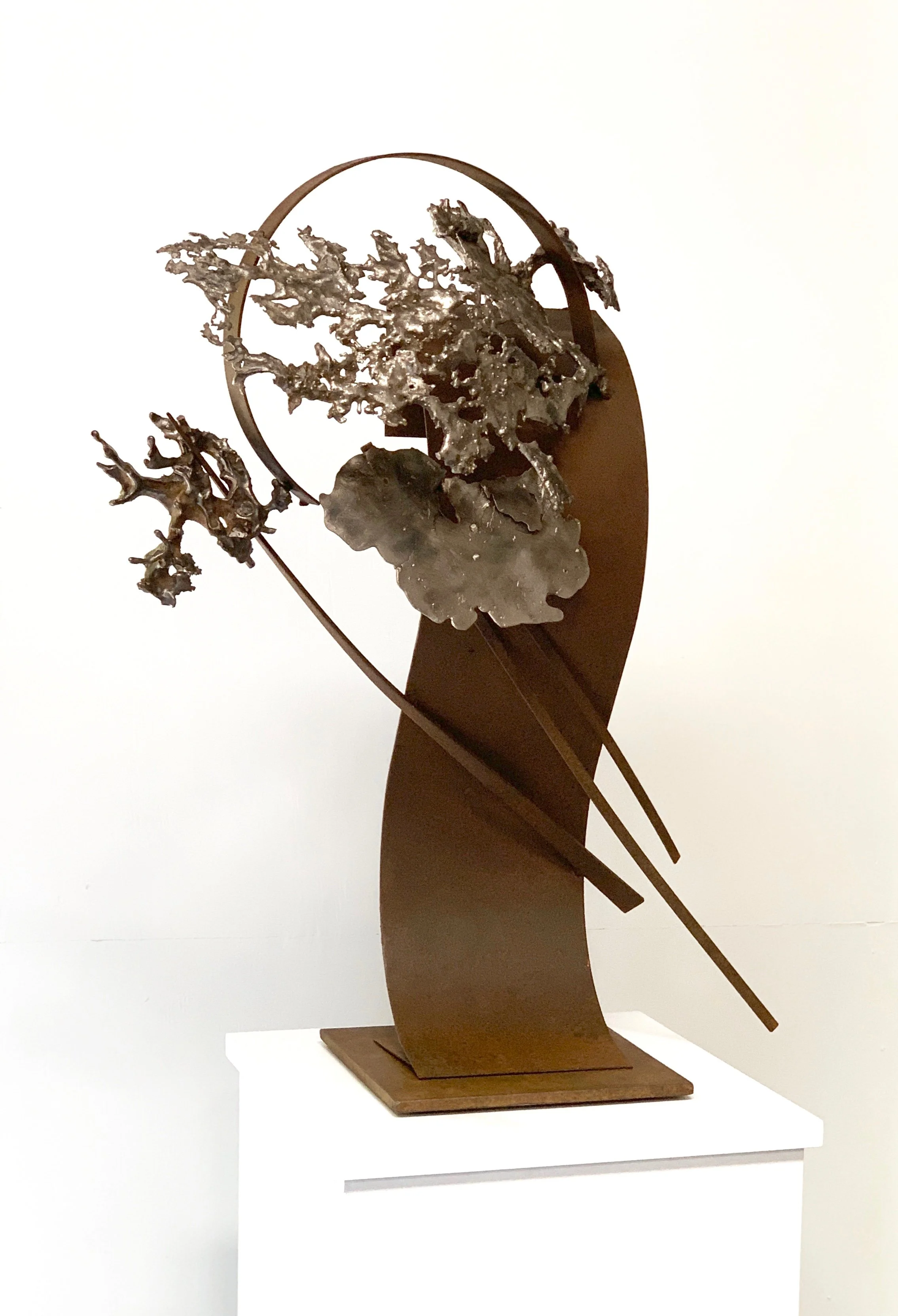 Wind Storm - Inspired by the force of nature. Welded steel, cast stainless steel. 35” x 29’ x 16”. 2018. (in a private collection) 
