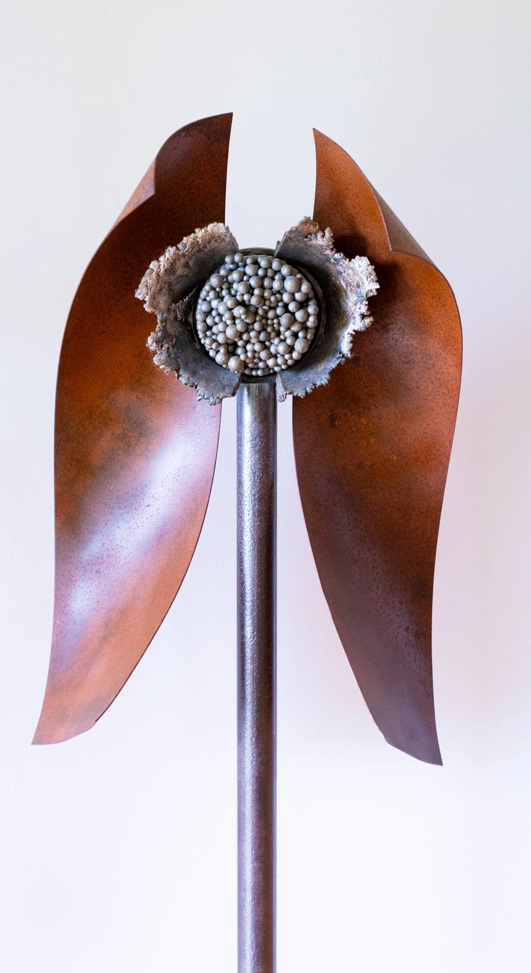 Manifest - Concept of showing or revealing something. Welded steel, cast stainless steel. 64” x 17” x 17”. 1987 
