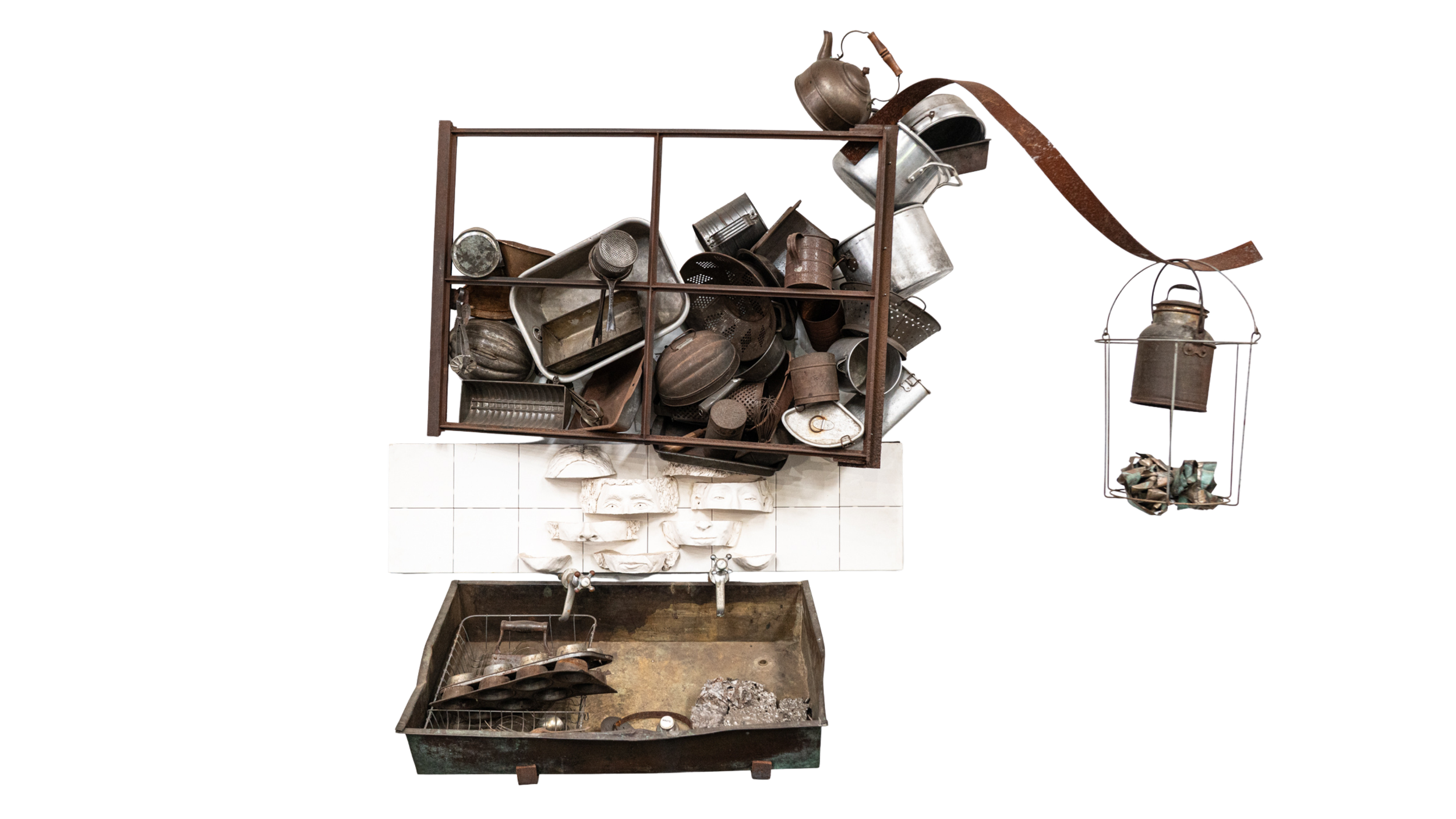 DOMESTIC WITHDRAWAL, INSTALLATION
Steel, wood, found objects • 1987