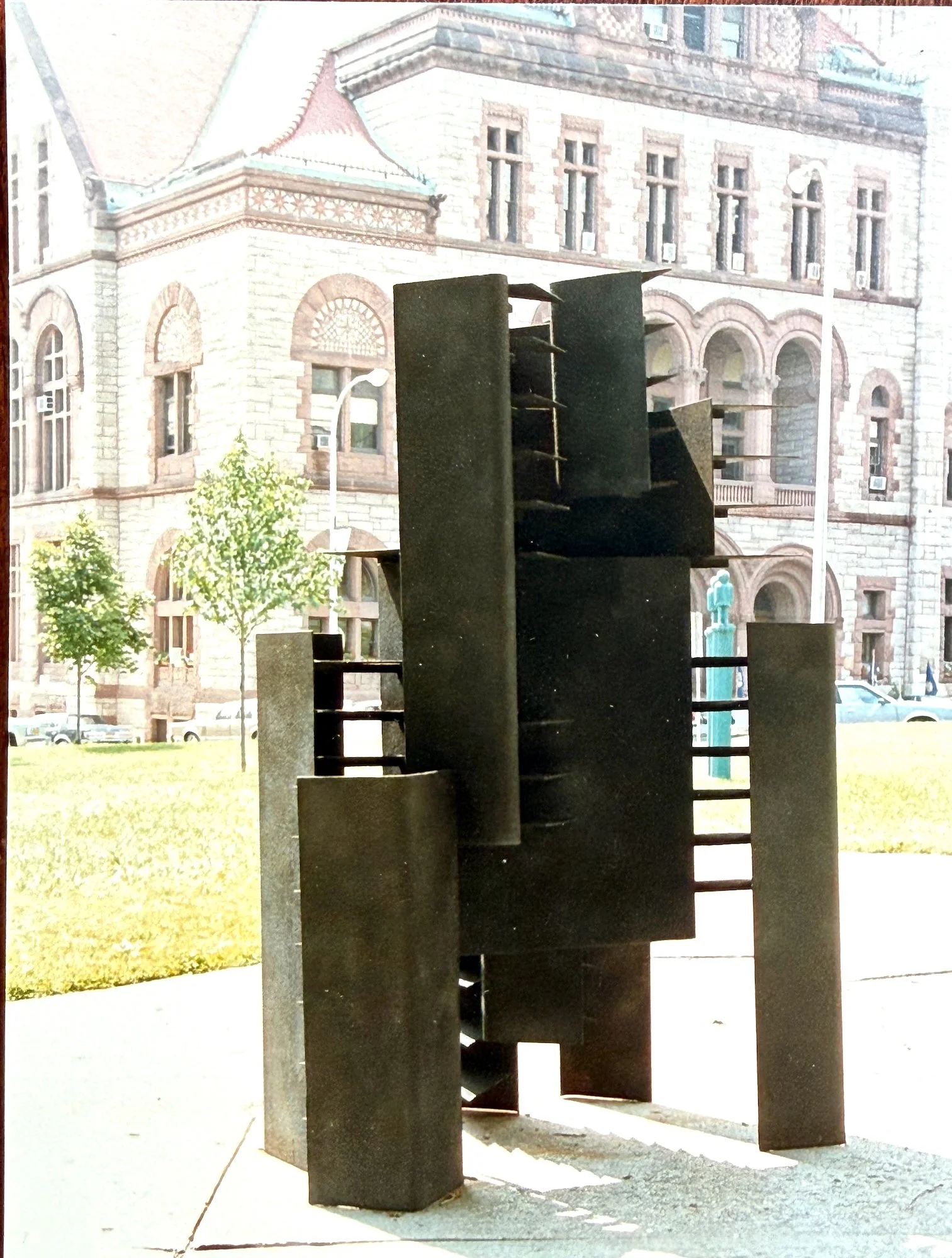 Shifting Planes in Albany - A formal construction influenced by positive & negative areas. Welded & painted steel. 65” x 48” x 36”. 1985