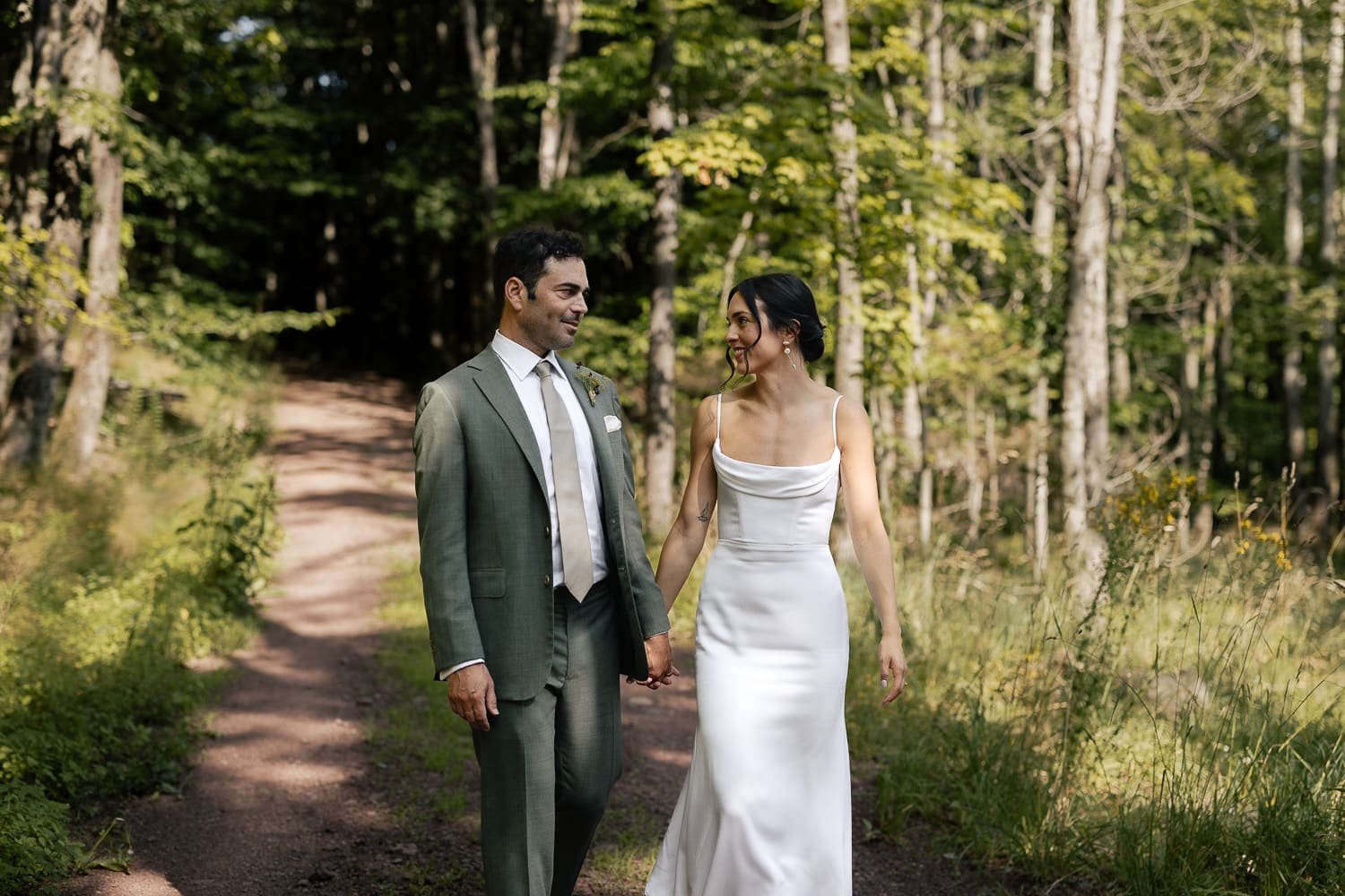 wedding-catskills-dearmountaininn-nyc-chloefayollas-047.jpg