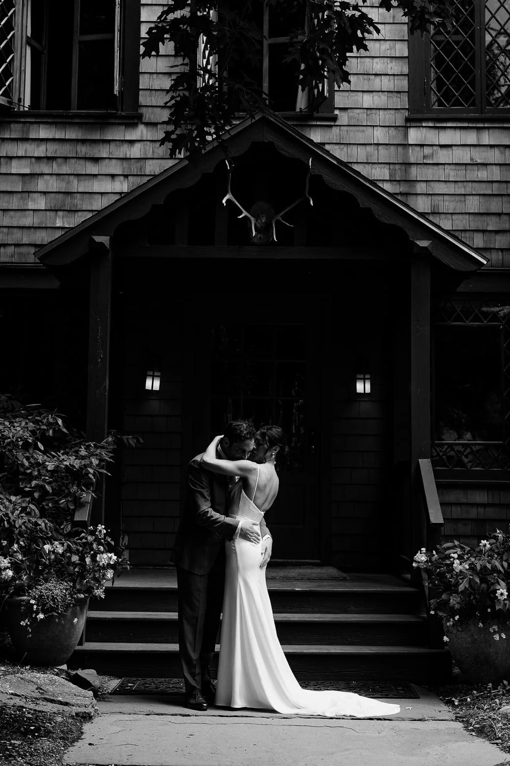 wedding-catskills-dearmountaininn-nyc-chloefayollas-023.jpg