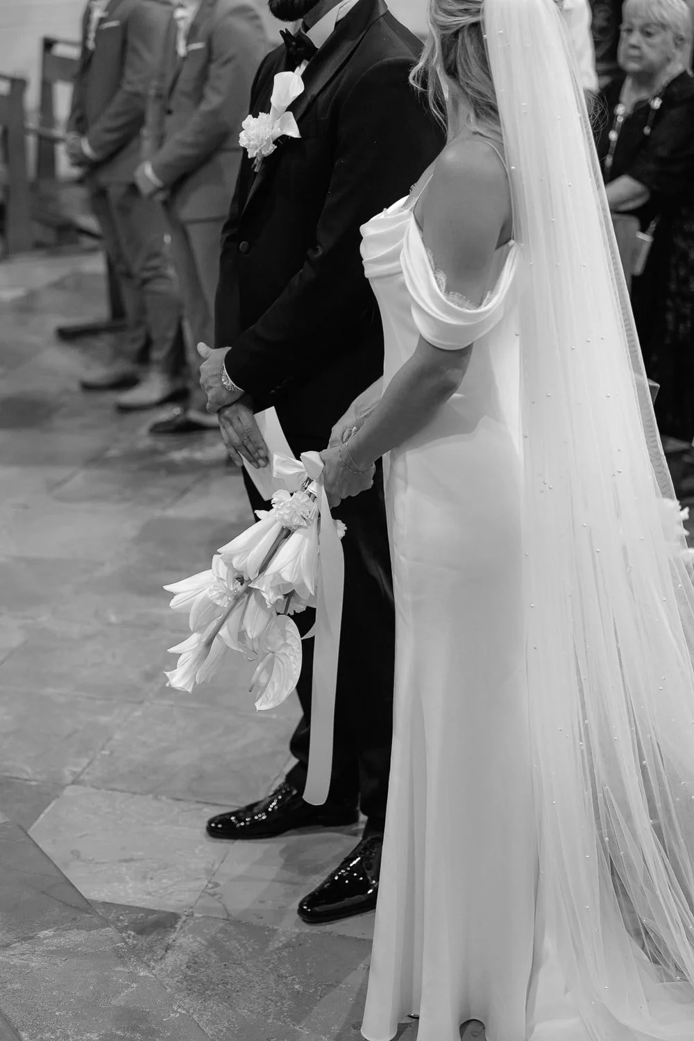 poetic-romance-wedding-belzunce-biarritz-chloefayollas-046.jpg