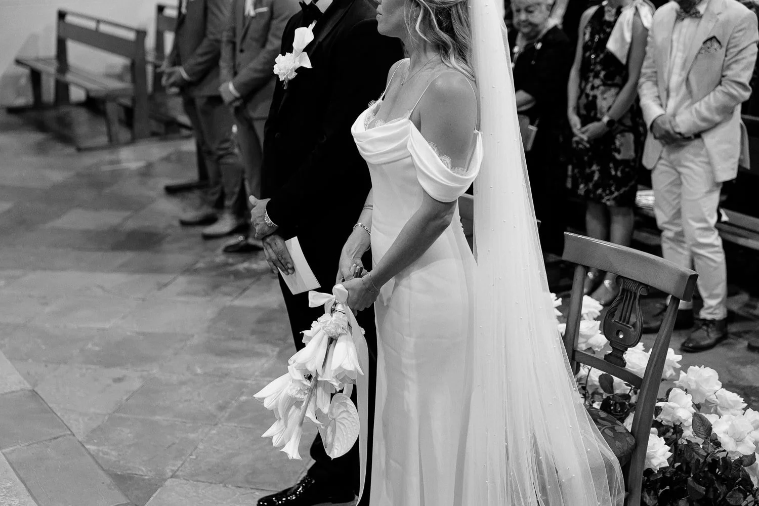 poetic-romance-wedding-belzunce-biarritz-chloefayollas-017.jpg