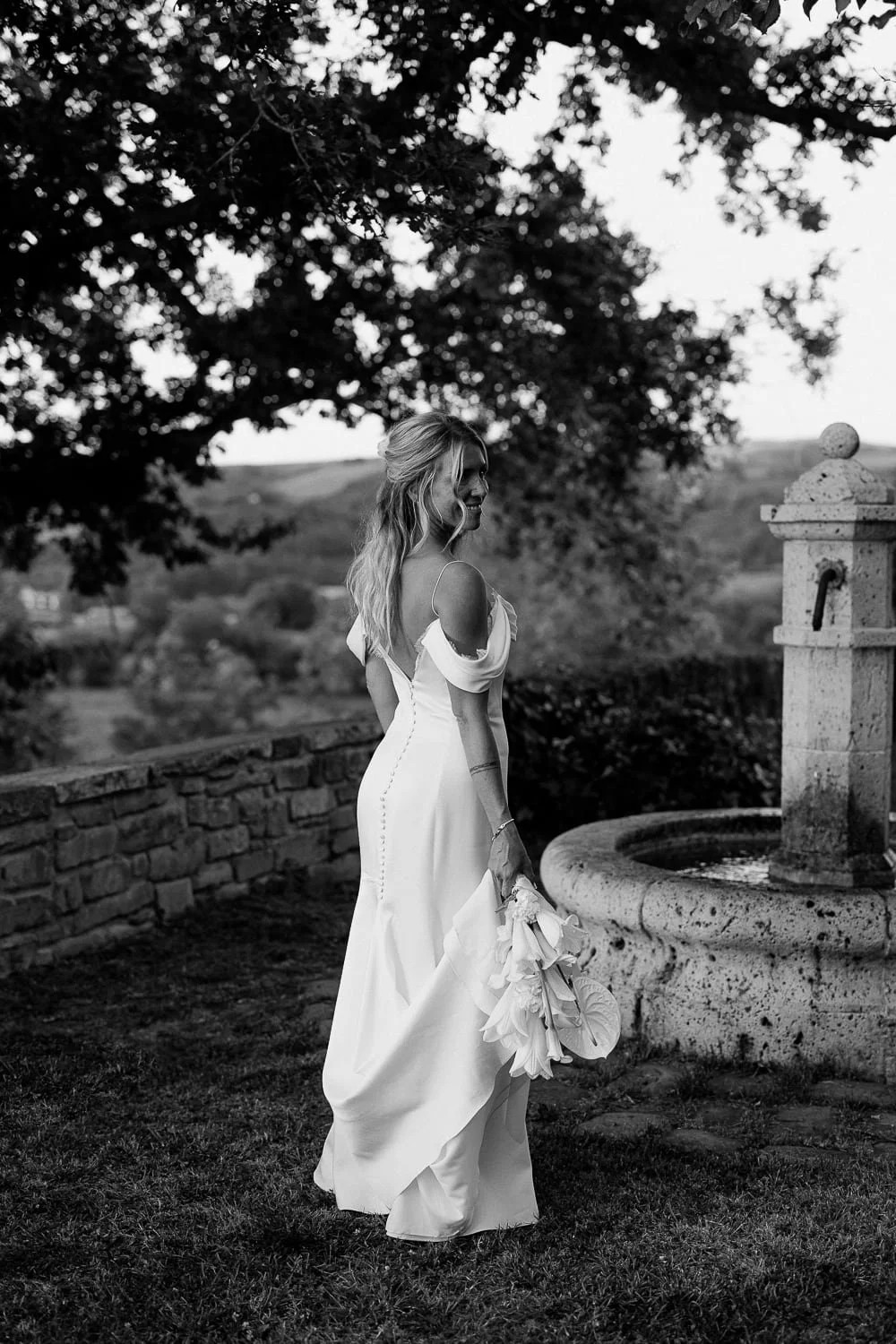 poetic-romance-wedding-belzunce-biarritz-chloefayollas-111.jpg