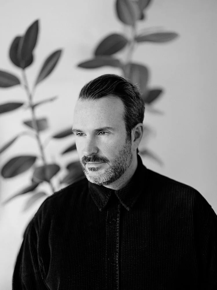 Portrait of PA - Associate wedding photographer specialized in color editing.