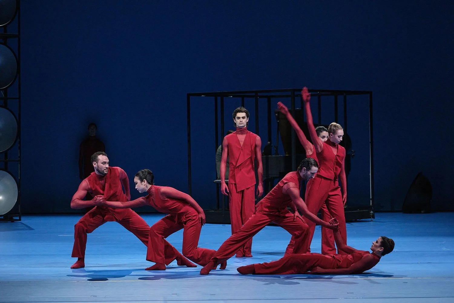 Demis_Volpi_Non_Fiction_Etudes_03_low.jpg