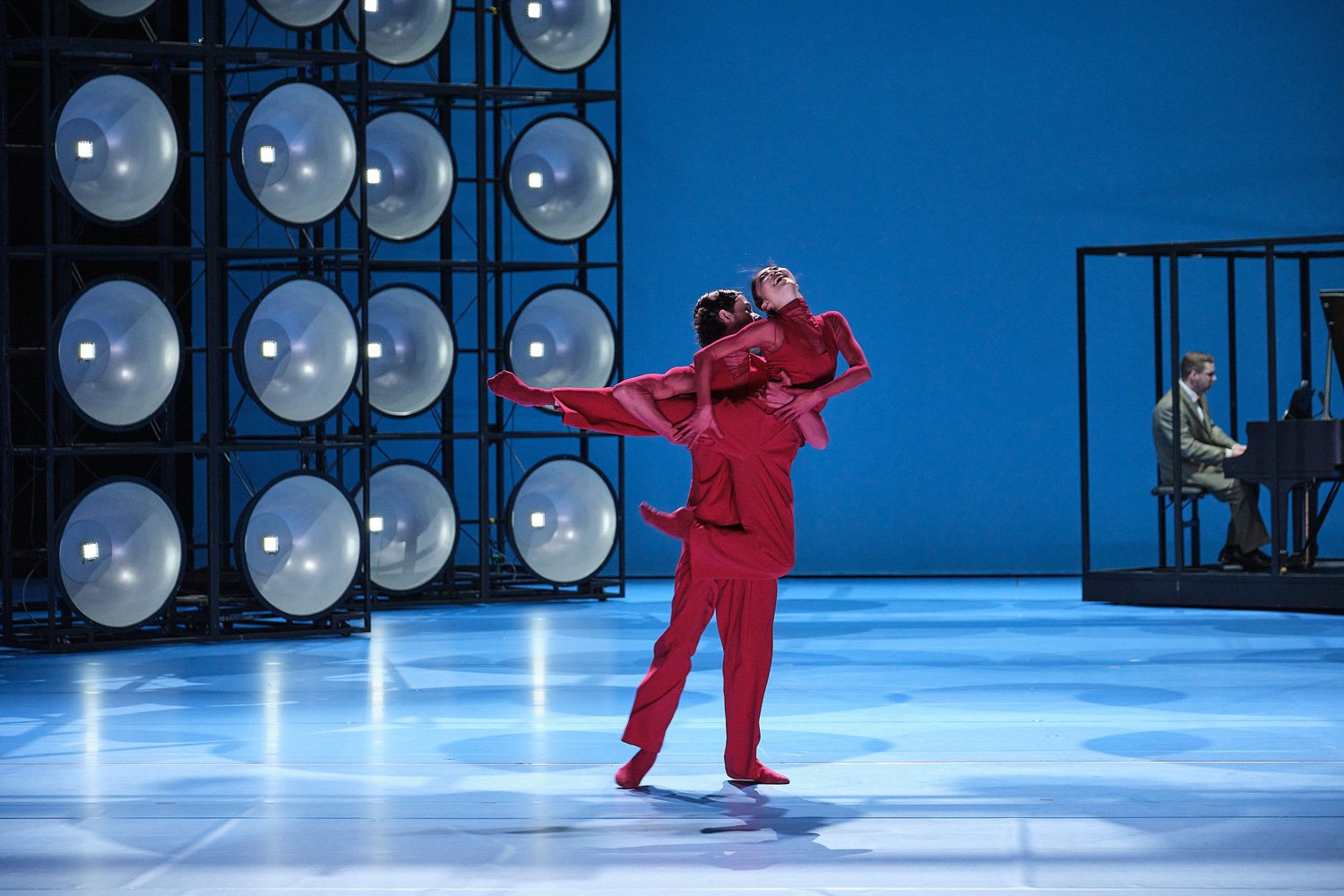Demis_Volpi_Non_Fiction_Etudes_01_low.jpg