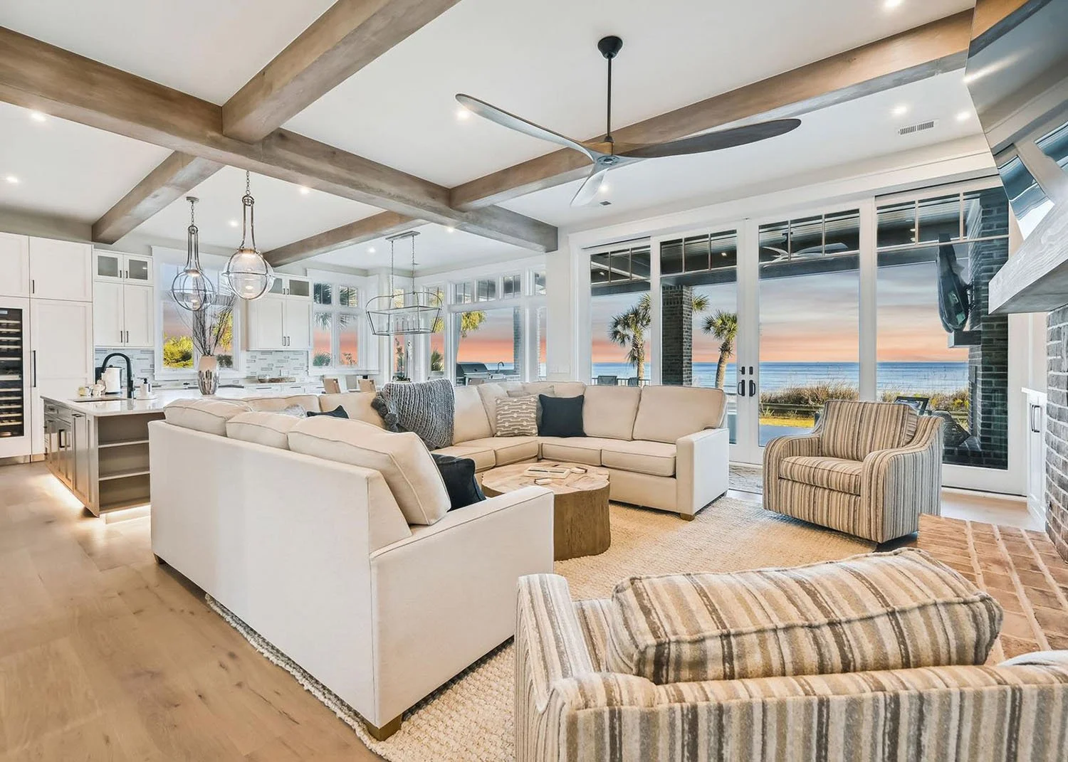 Hilton Head_exterior-living room-5x7.jpg