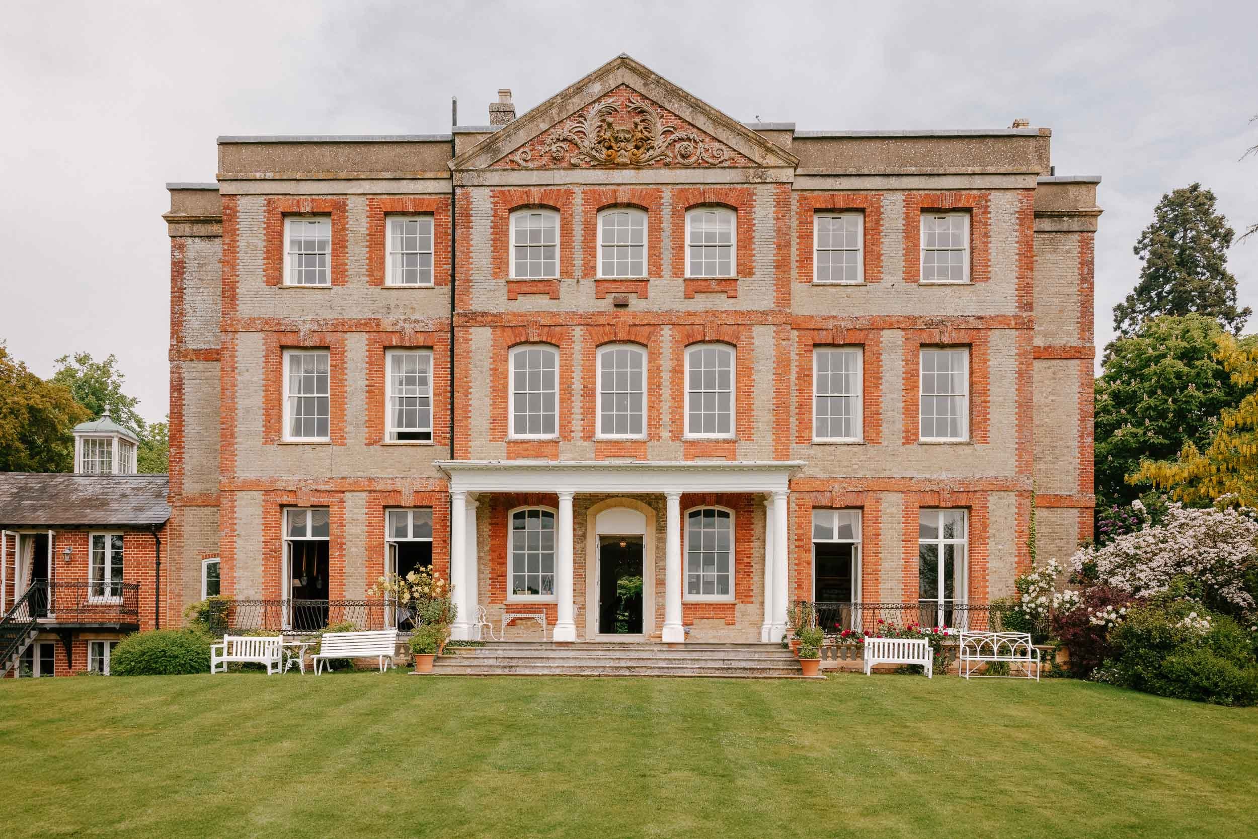 Ardington House Wedding Photography by The Wedding Content Creator Oxford - 24hr delivery