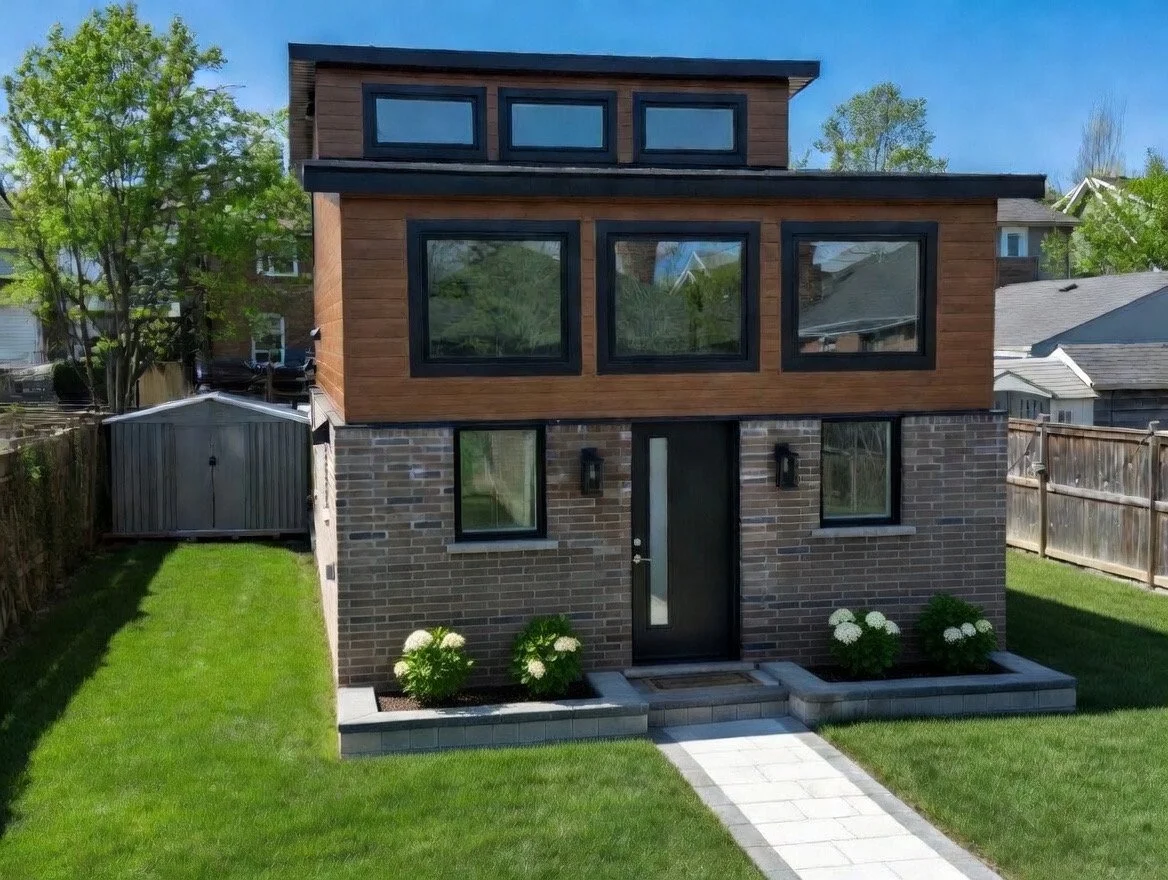 Queen's Garden Suite Project