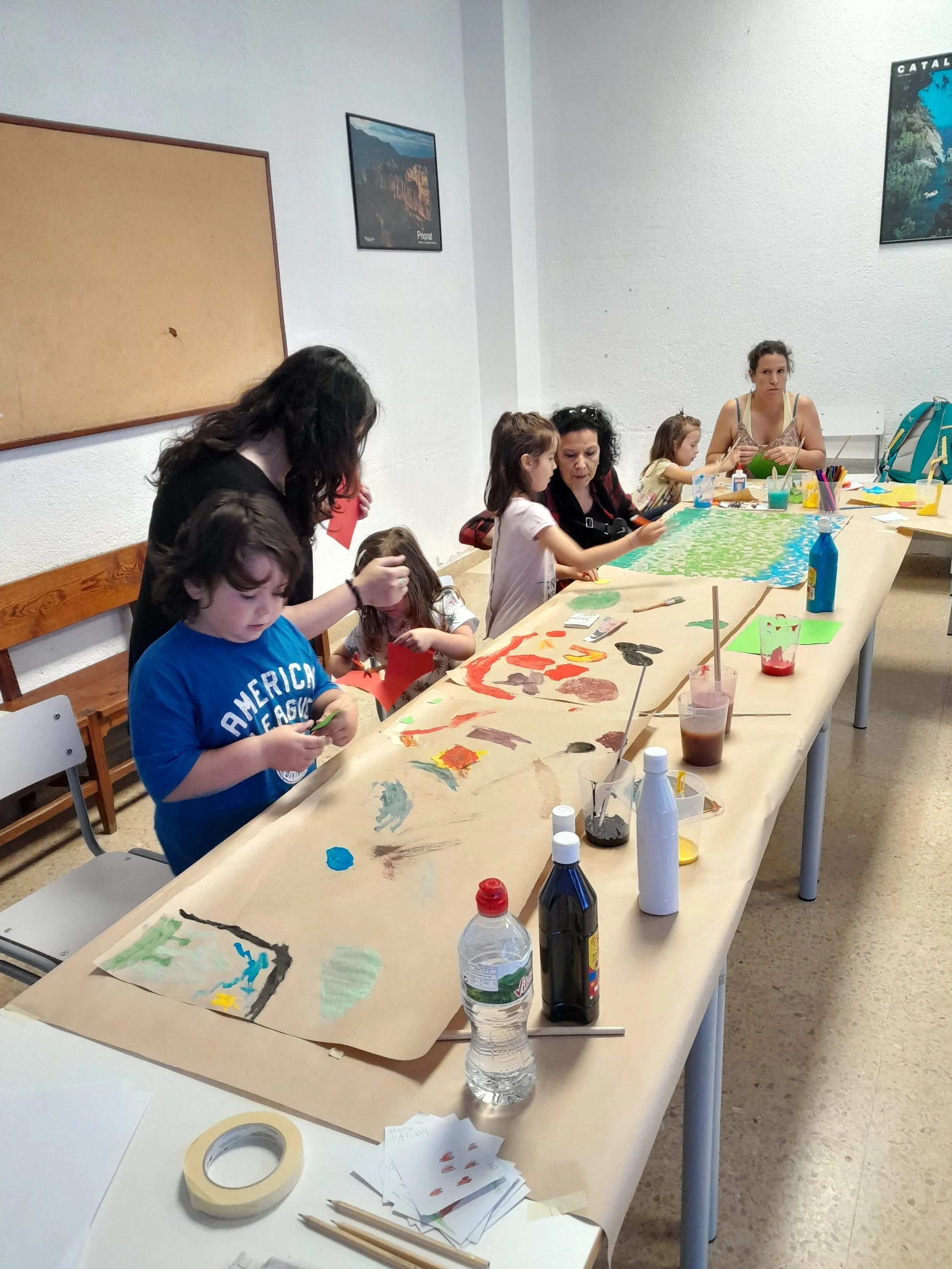 Talleres para escuelas, espacios de crianza y AMPAs / AFAs