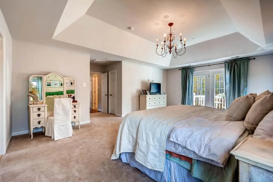 13912A_Manor_Road_Phoenix_MD-large-026-8-2nd_Floor_Master_Bedroom-1500x1000-72dpi.jpg