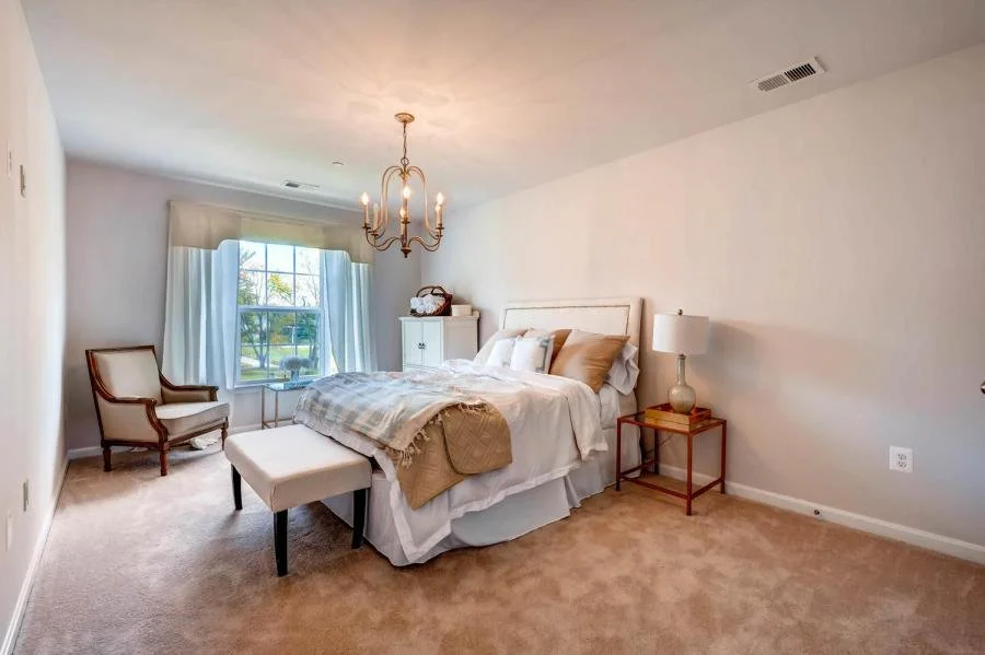 13912A_Manor_Road_Phoenix_MD-large-032-39-2nd_Floor_Bedroom-1500x999-72dpi.jpg