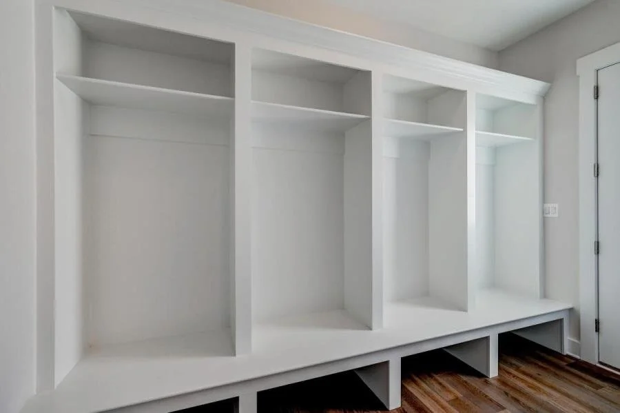 11810-Meylston-Drive-large-028-038-Mudroom-1500x999-72dpi.jpg