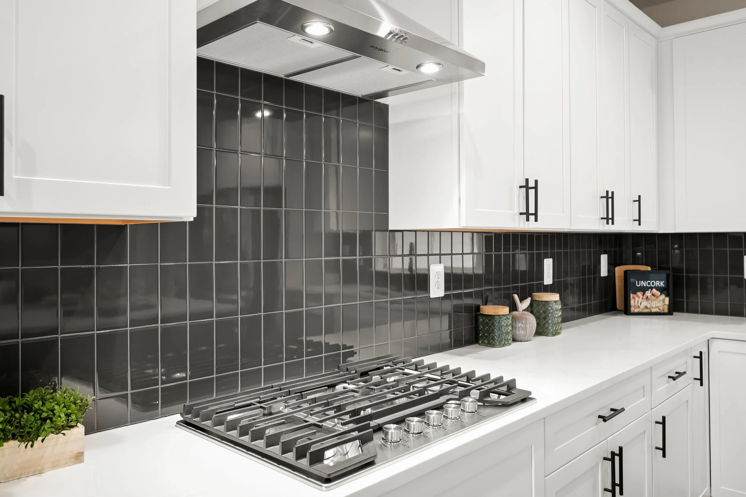 17-Kitchen.jpg