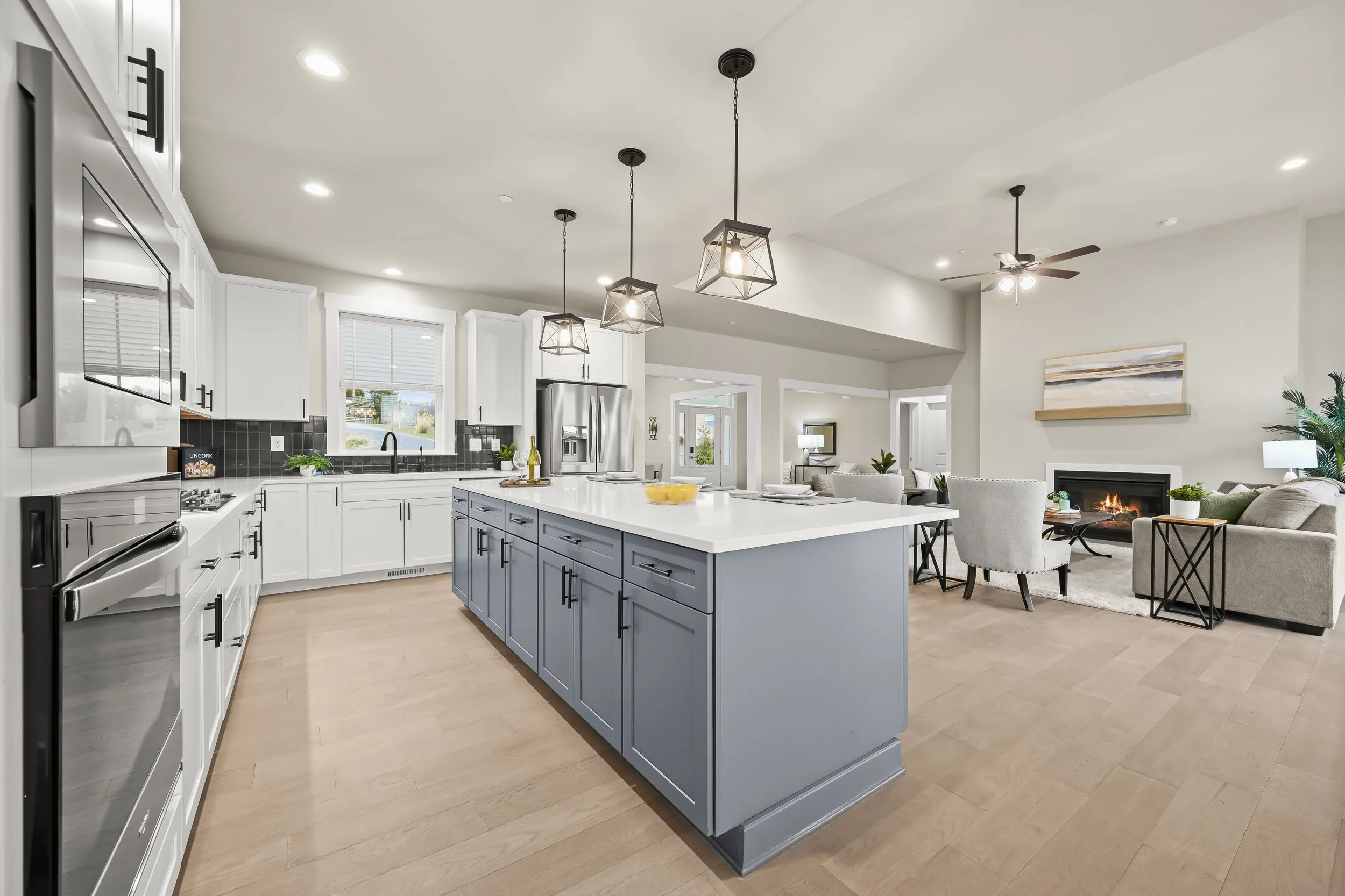 19-Kitchen.jpg