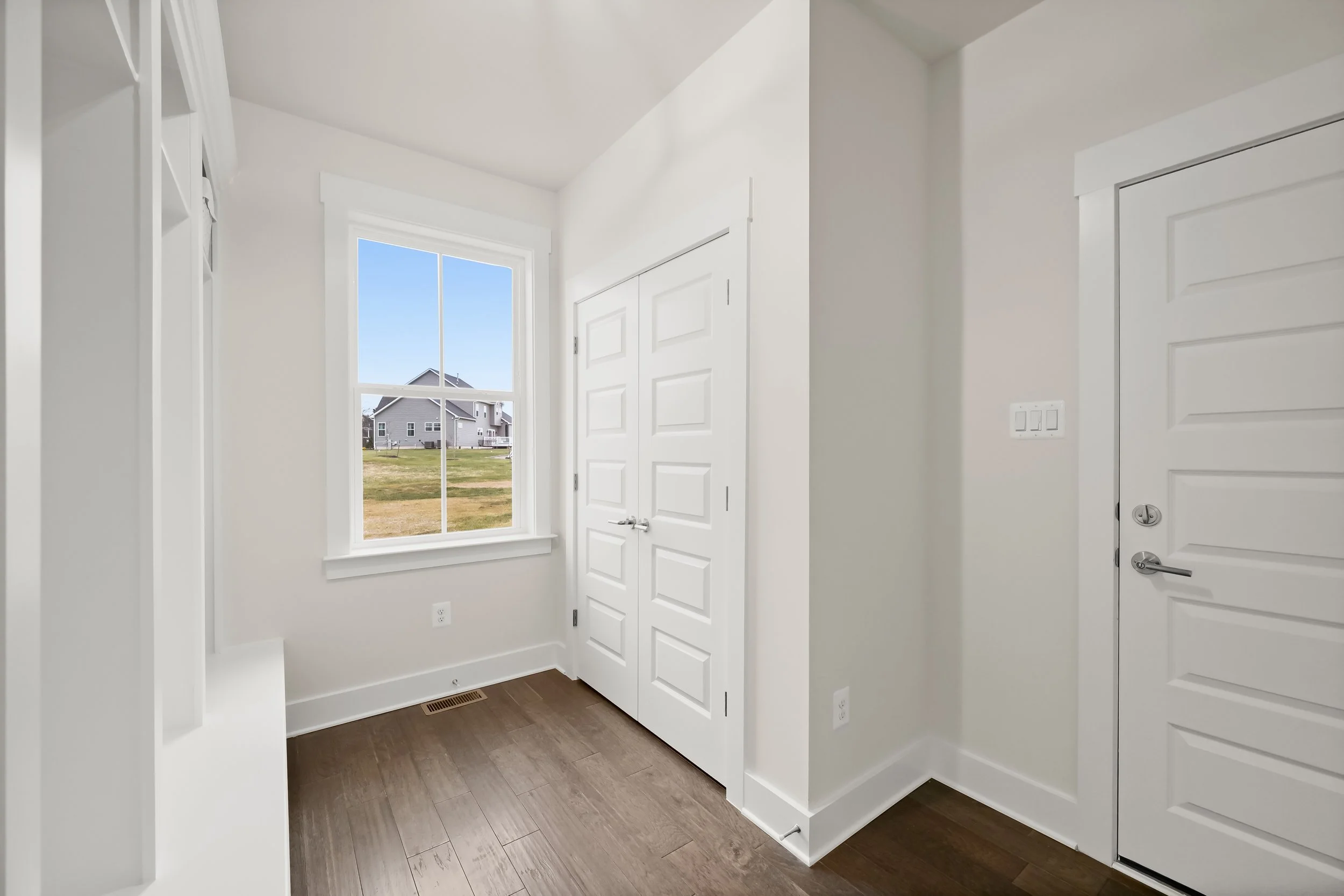 25-Mud Room.jpg