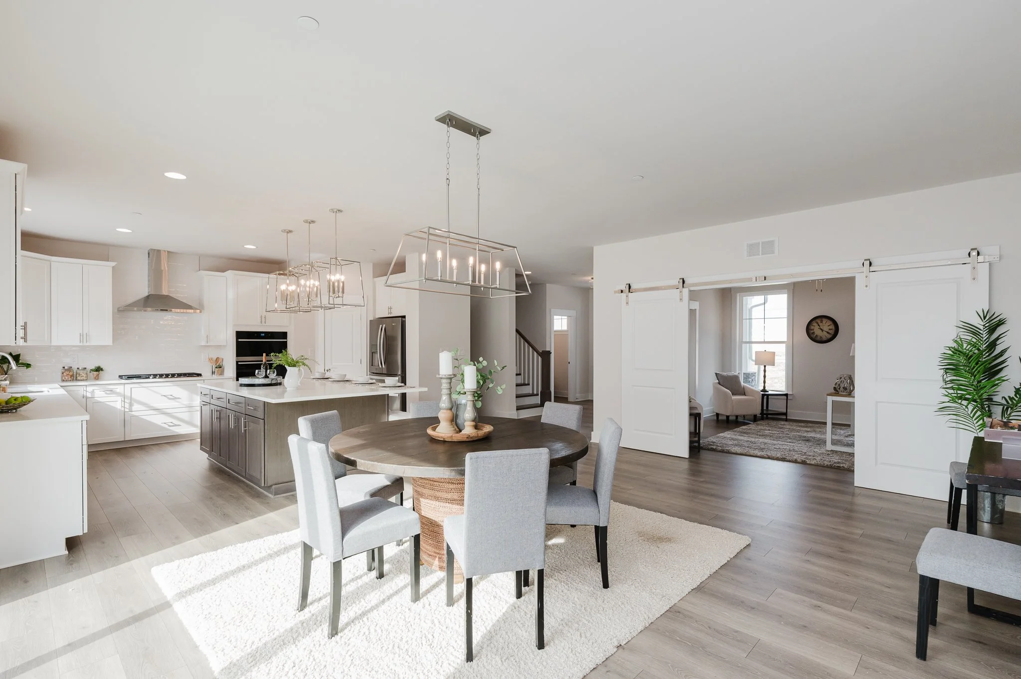 1605_Oakland_reshoot-13.jpg