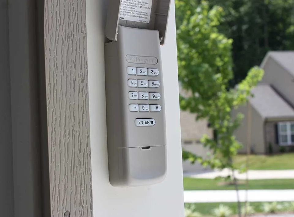 Garage Door Wireless Keypad_Amarr.jpg