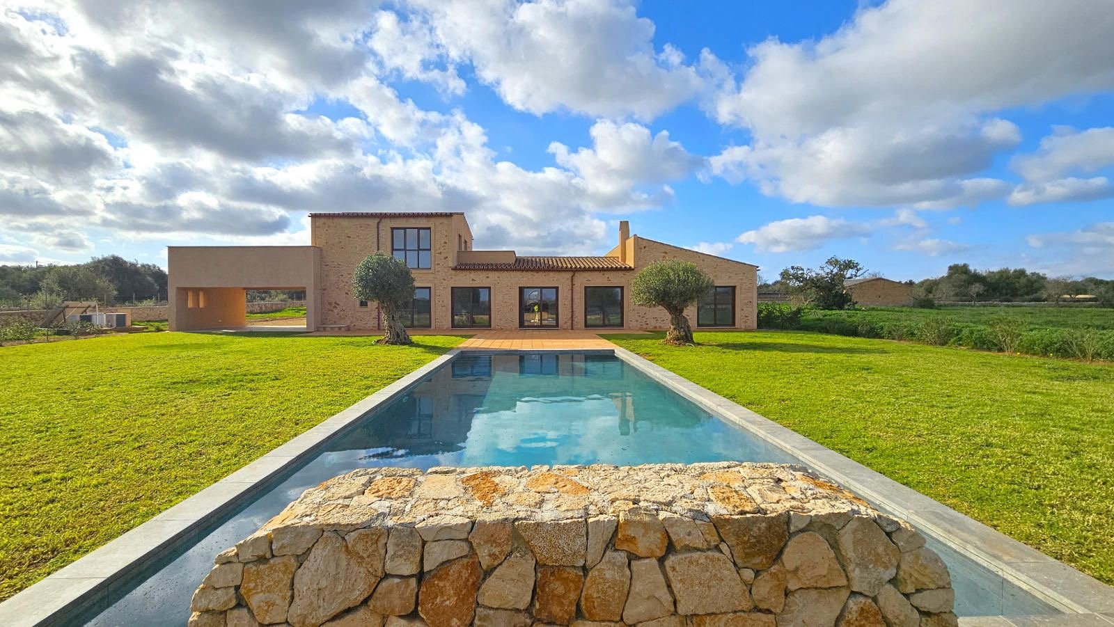 Luminous Newly Built Finca In Santanyi with Pool and Carport