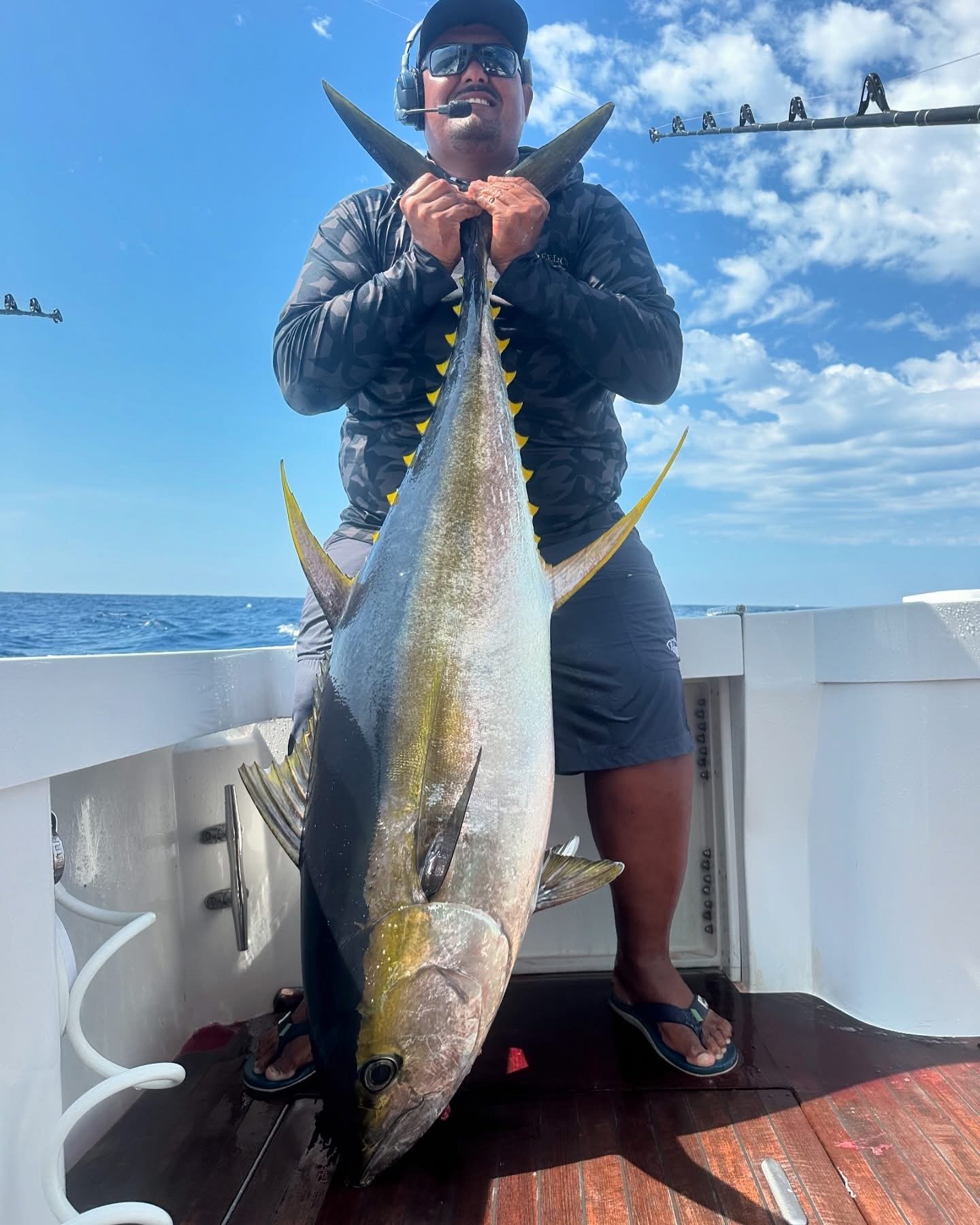 Big yellowfin tuna caught while deep sea fishing in Cabo