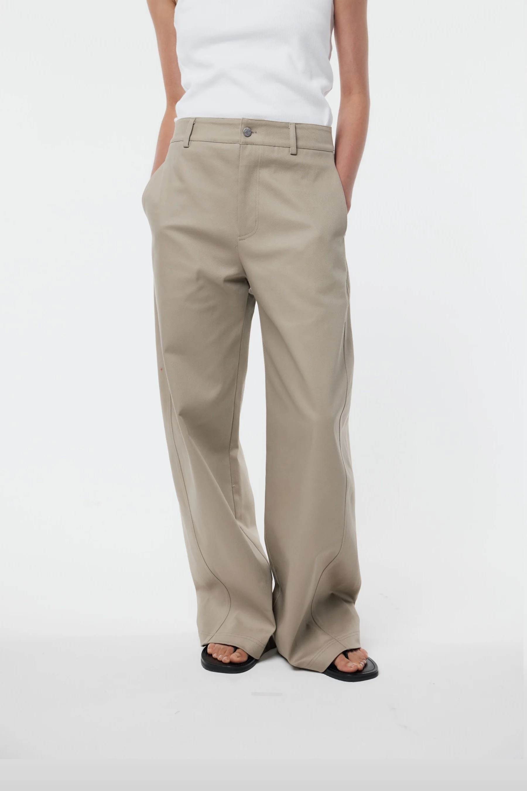 Gregory Leal Jean SS26 / Taupe