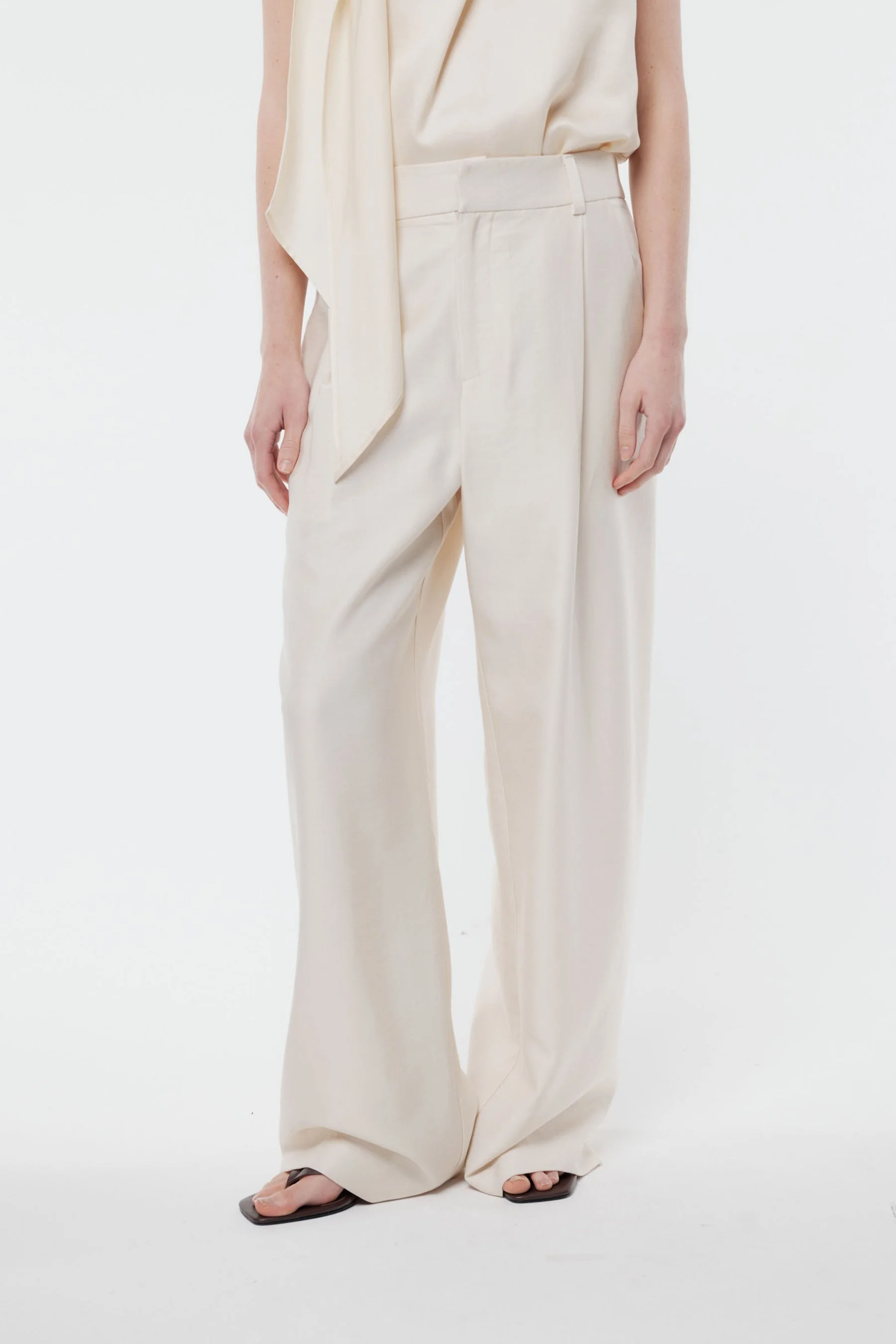 Gregory Marcel Pant SS26 / Oyster
