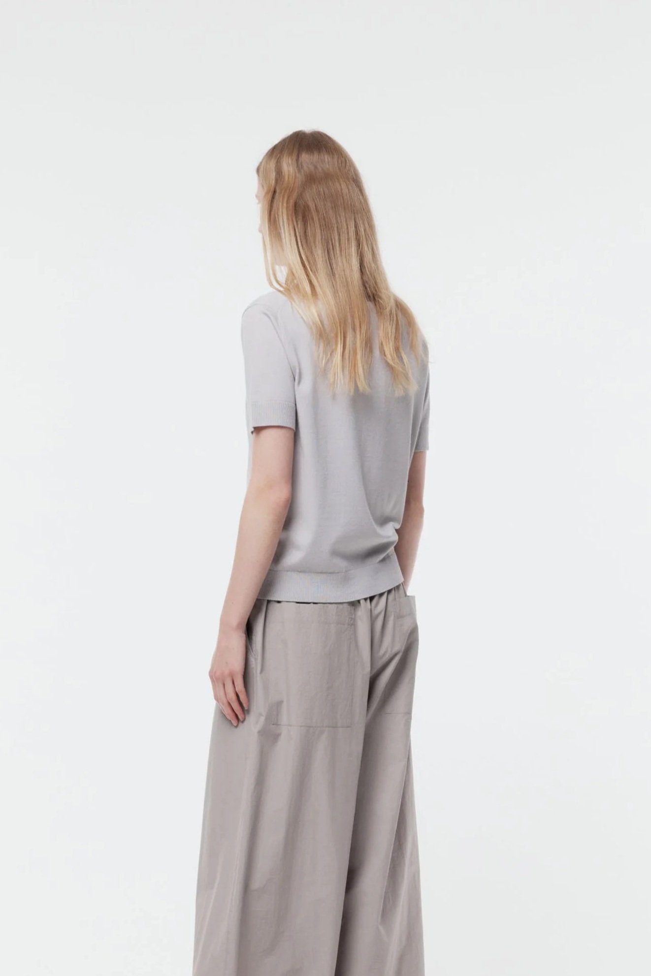 SS26_AURELIA_CARDI_LELA_PANT_ASH_GREGORY+SS2727455.jpg