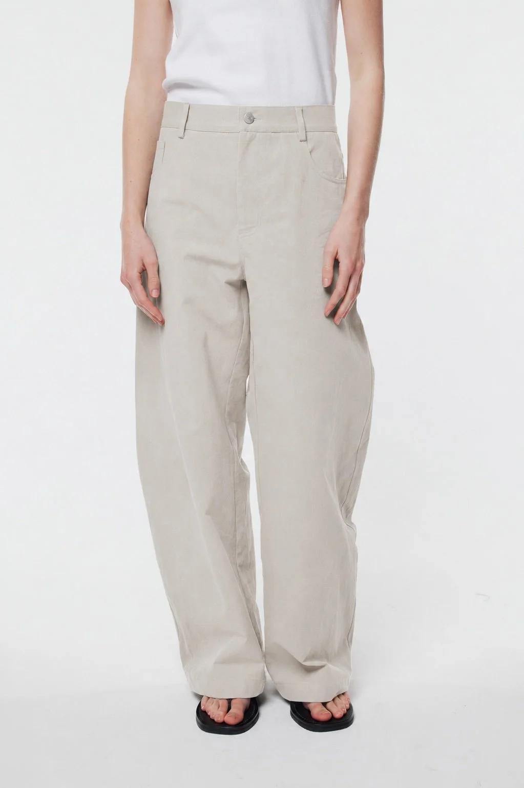 Gregory Hale Jean SS26 / Linen Glow