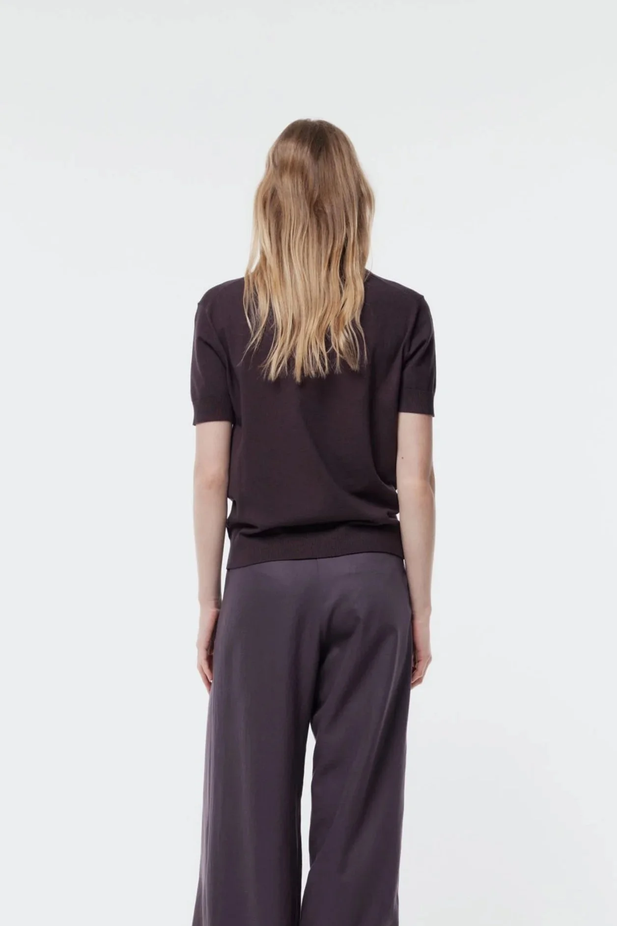 SS26_AURELIA_CARDI_MUTED_PLUM_BROUN_PANT_SHADOW_IRIS_GREGORY+SS2727113.jpg