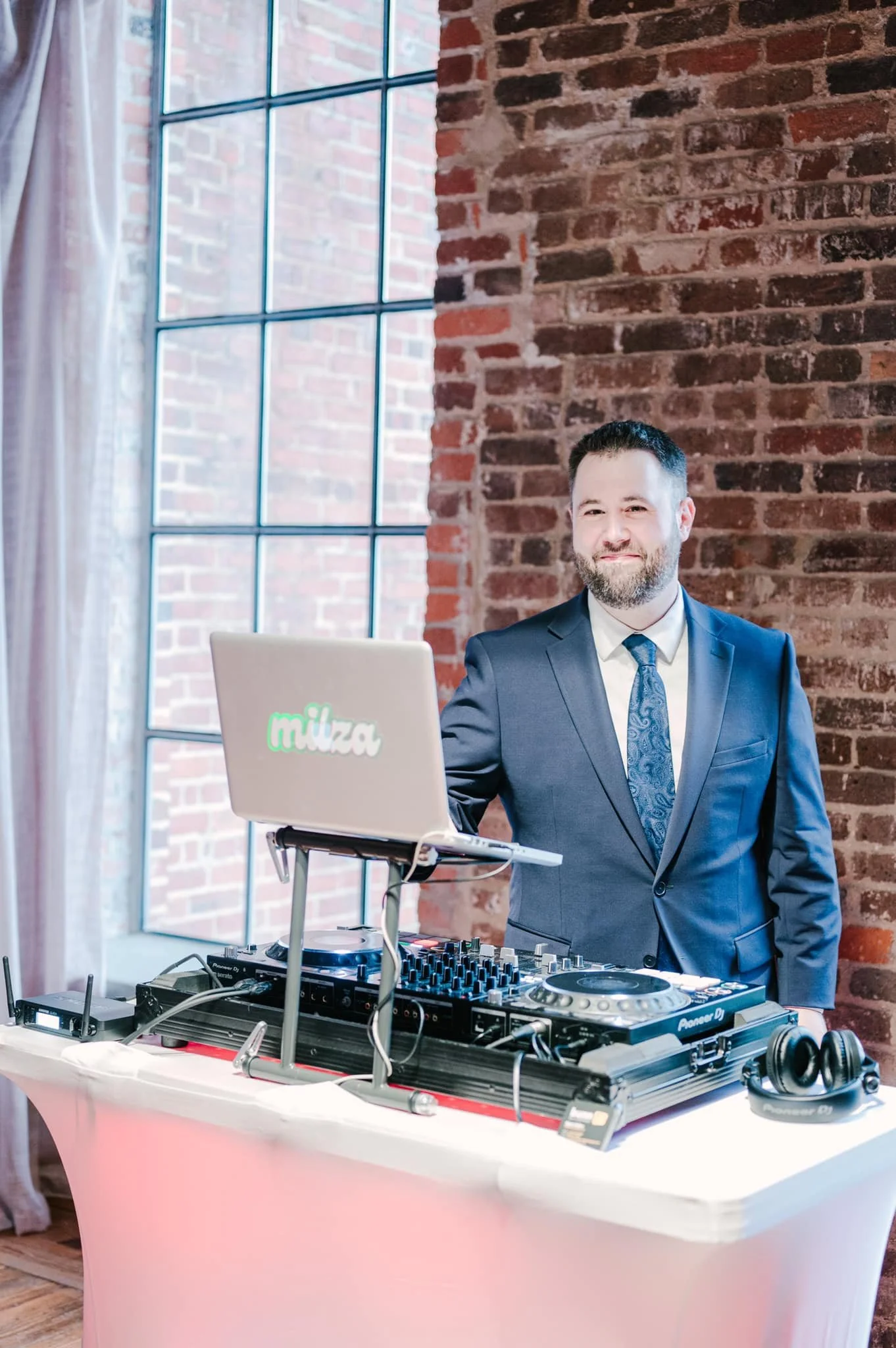 Discover immersive DJ, lighting, and special effects for weddings, corporate events, and more to elevate any occasion at Butterworth Events.