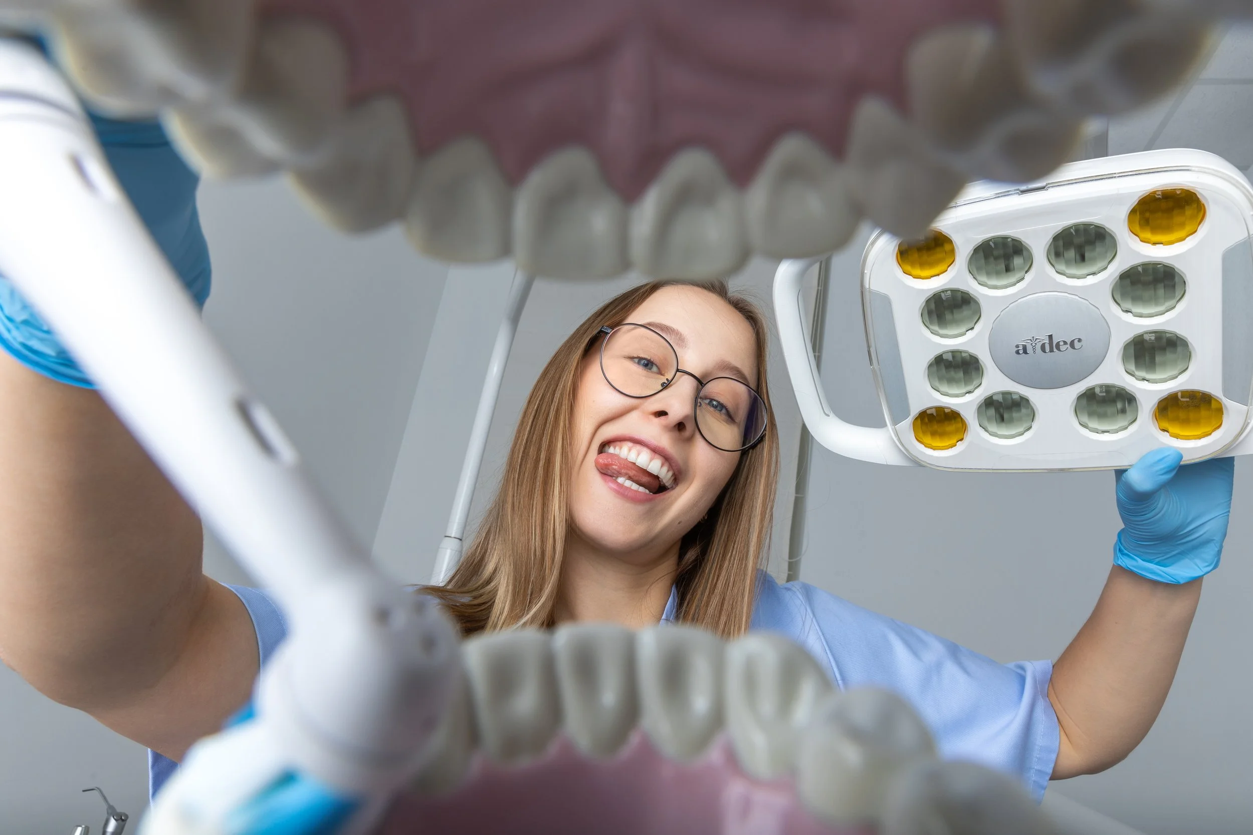 Trendless portretai pro dantis 14.jpg