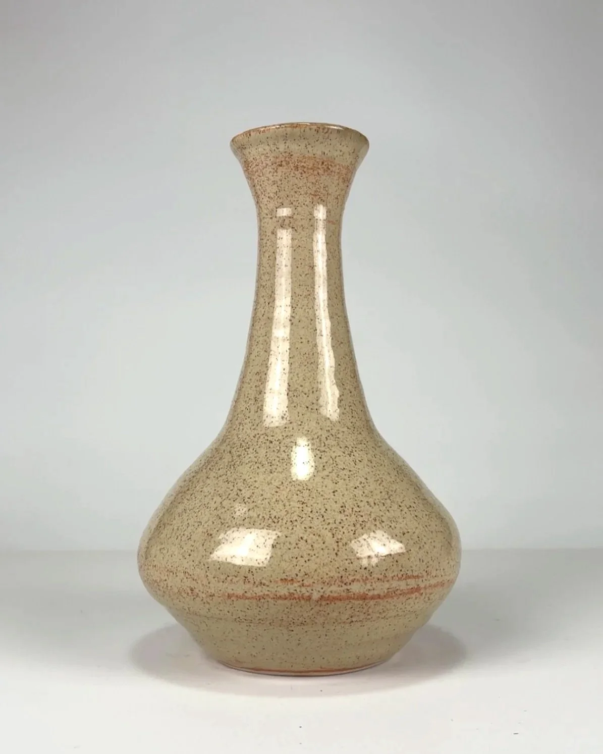 Decanter
H- 14"
Stoneware with Grog
Cone 6 electric