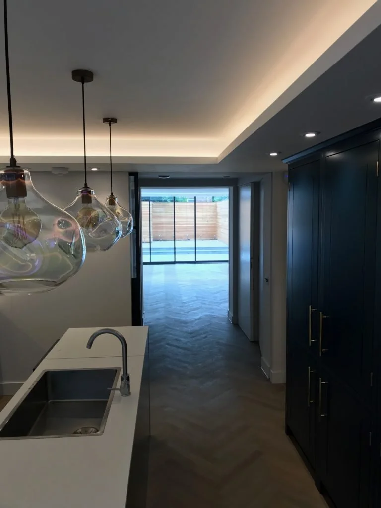Crittall-pocket-door-open-Design-Plus-London-768x1024.jpeg