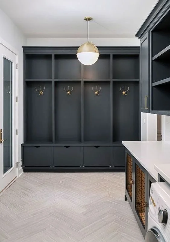 midspaceshelves.jpg