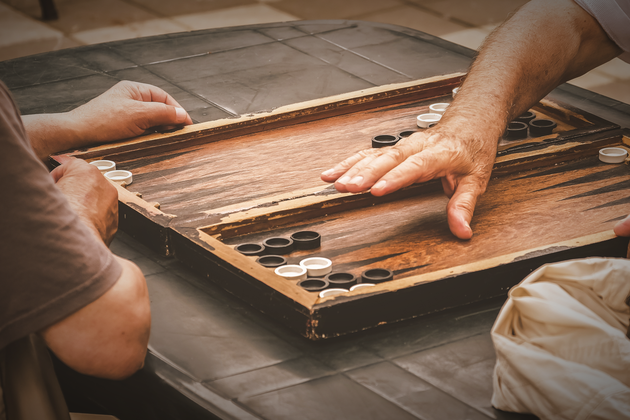 Backgammon &amp; Wax