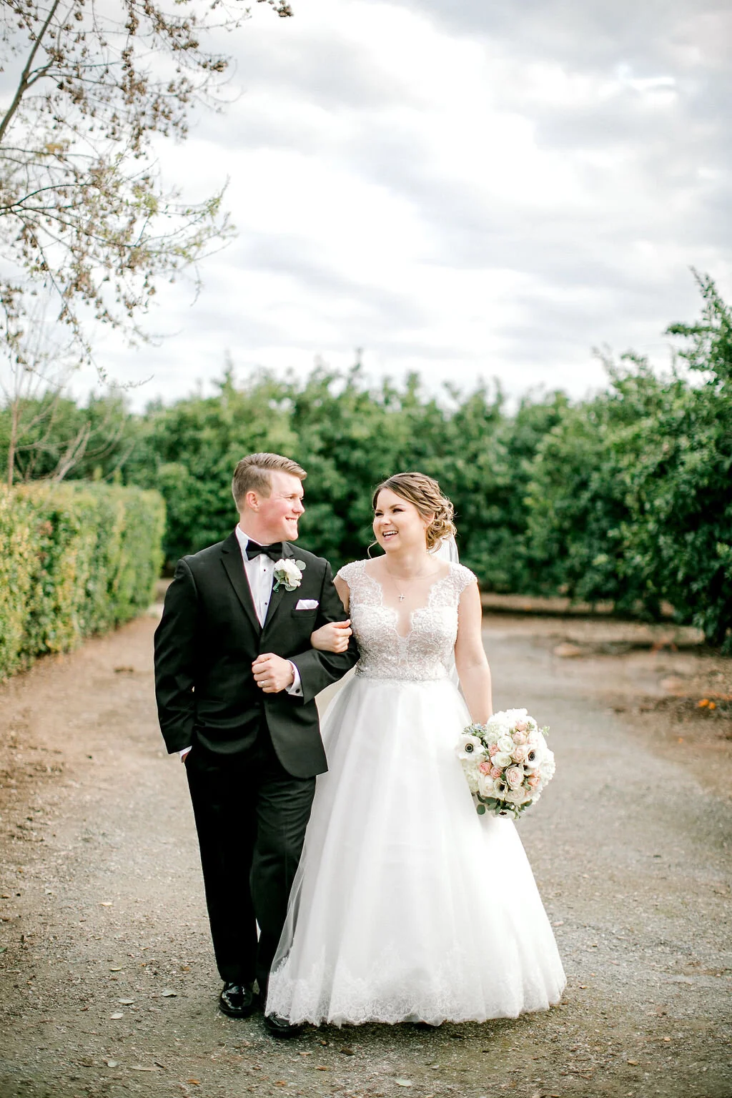 simplysmithphotography.com | Simply Smith by Amber Photography | Visalia California Wedding and Engagement Photographer | Southern California Photographers Vow Renewal and Elopements  (121).jpg