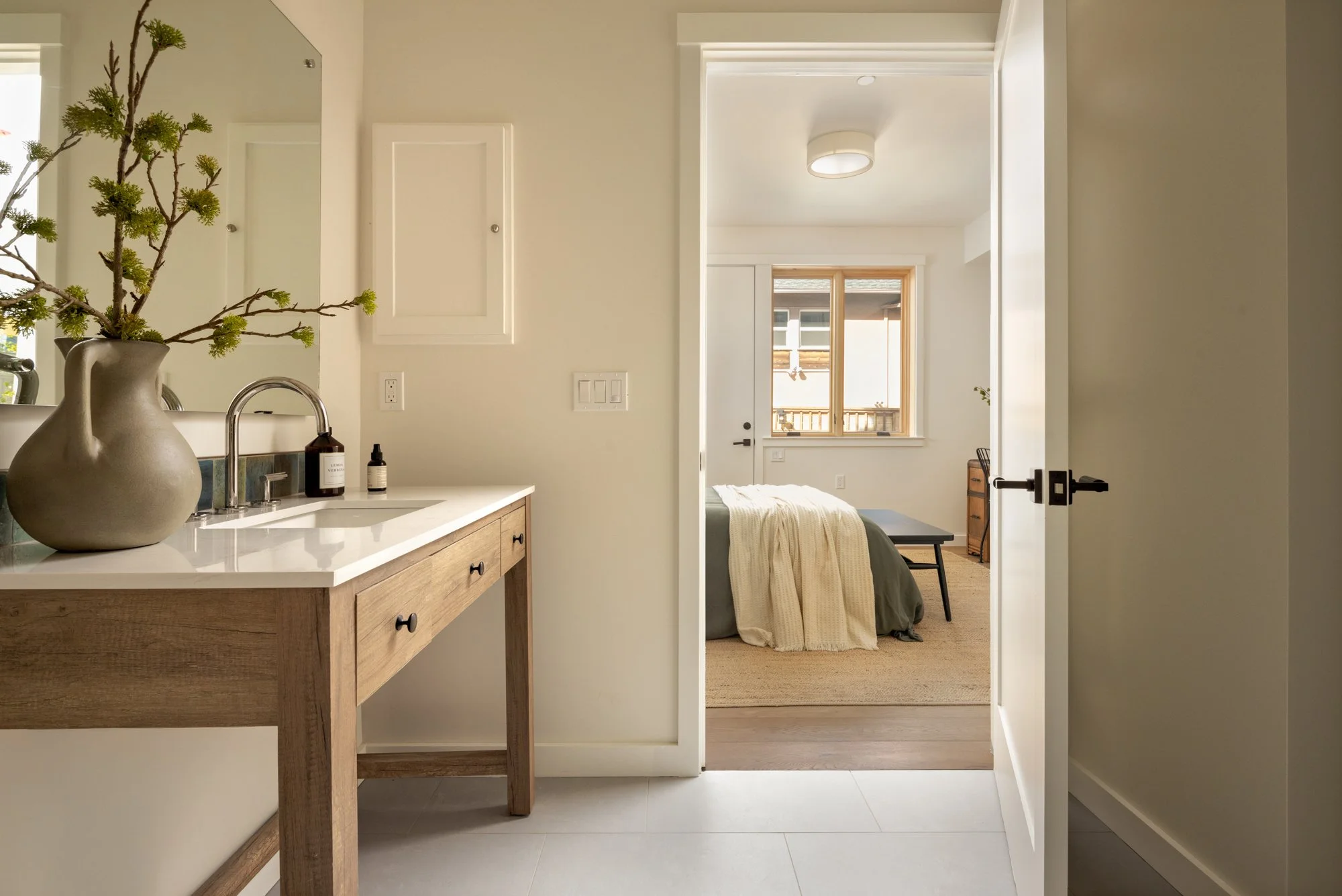 709 C, San Rafael - Unit 2-4.jpg