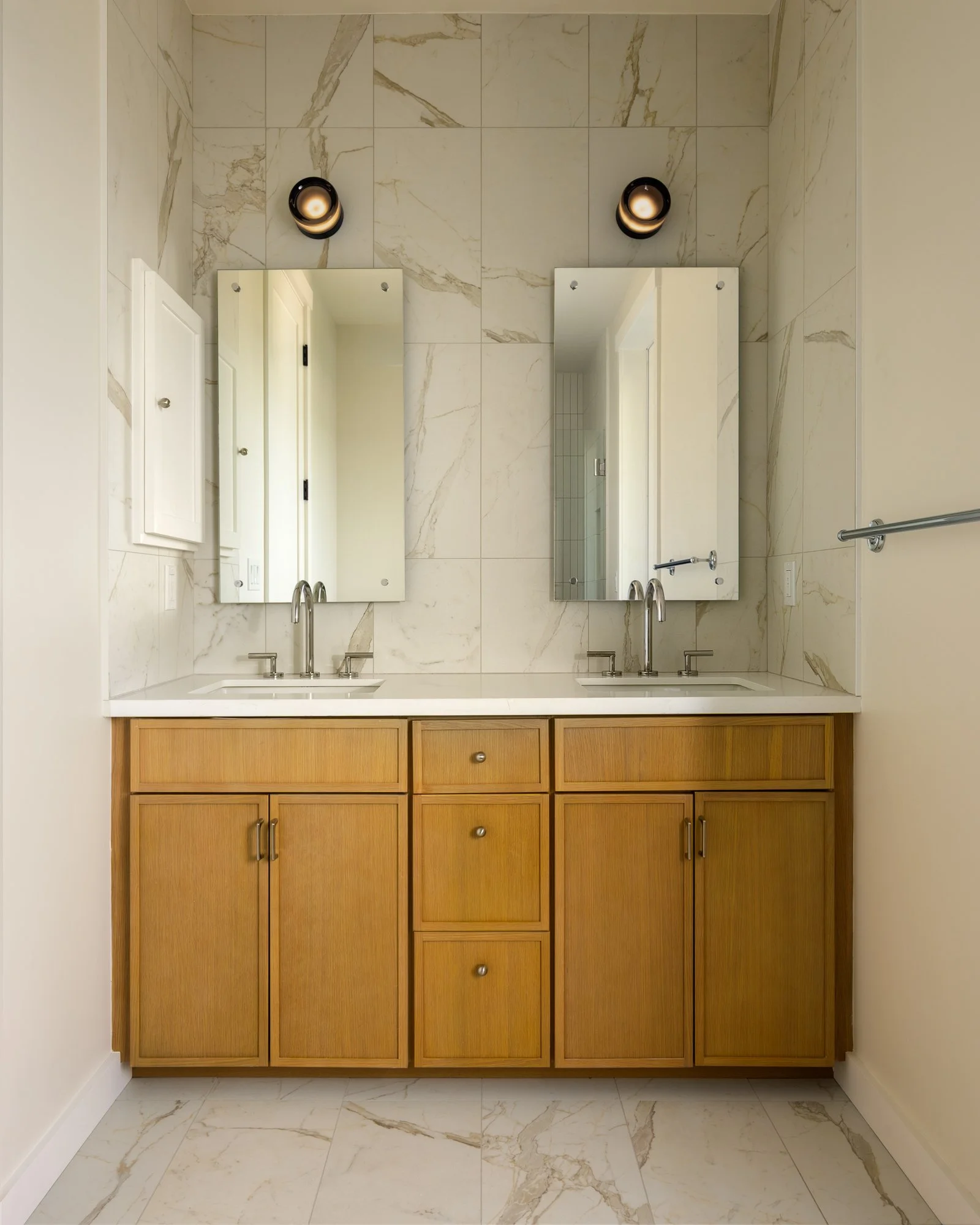 709 C, San Rafael - Unit 3-5.jpg