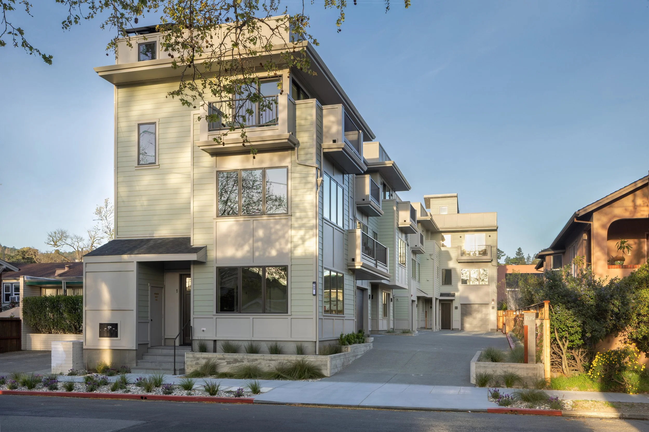 709 C, San Rafael-2.jpg