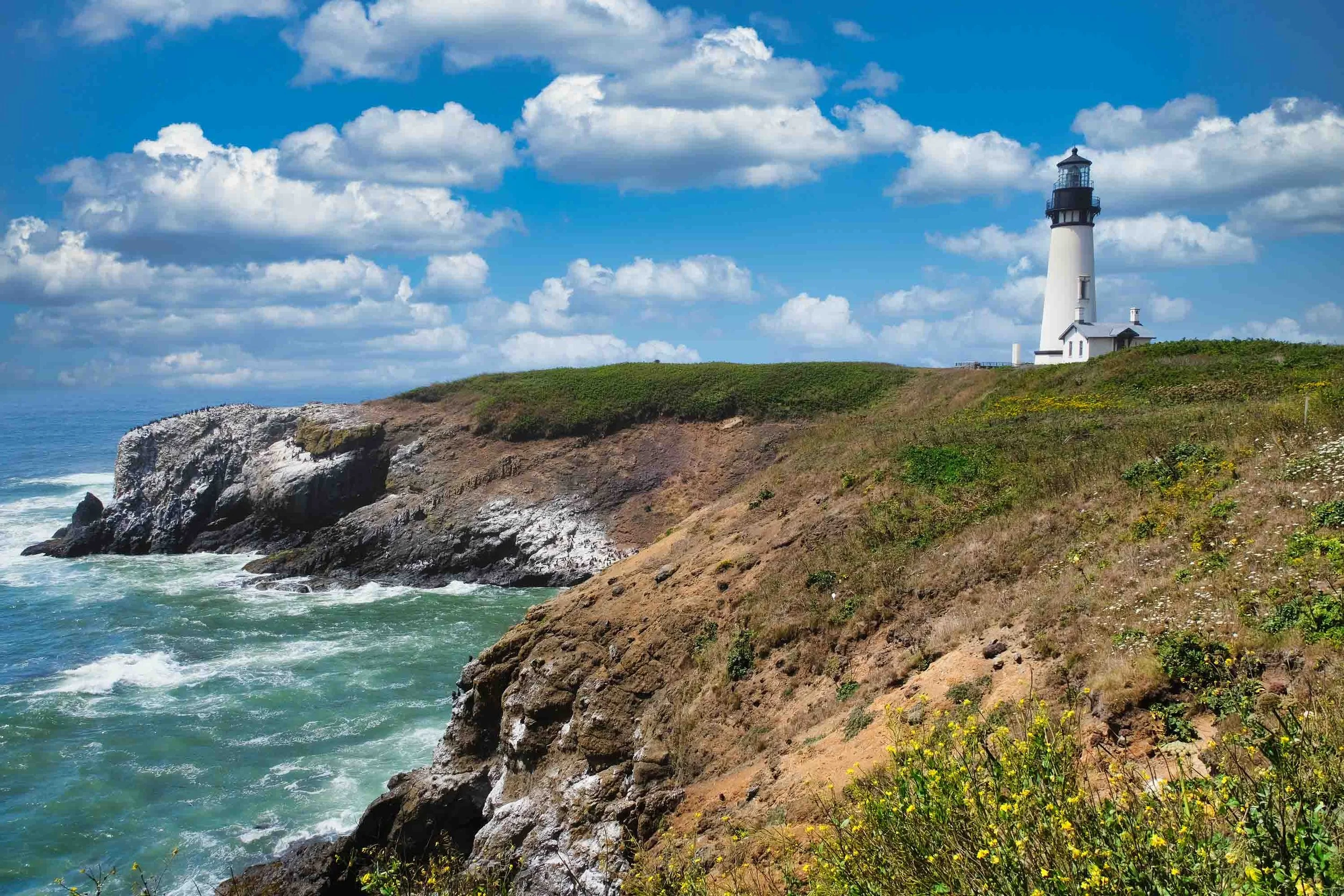 Oregon-Coast-Lighthouse.jpg