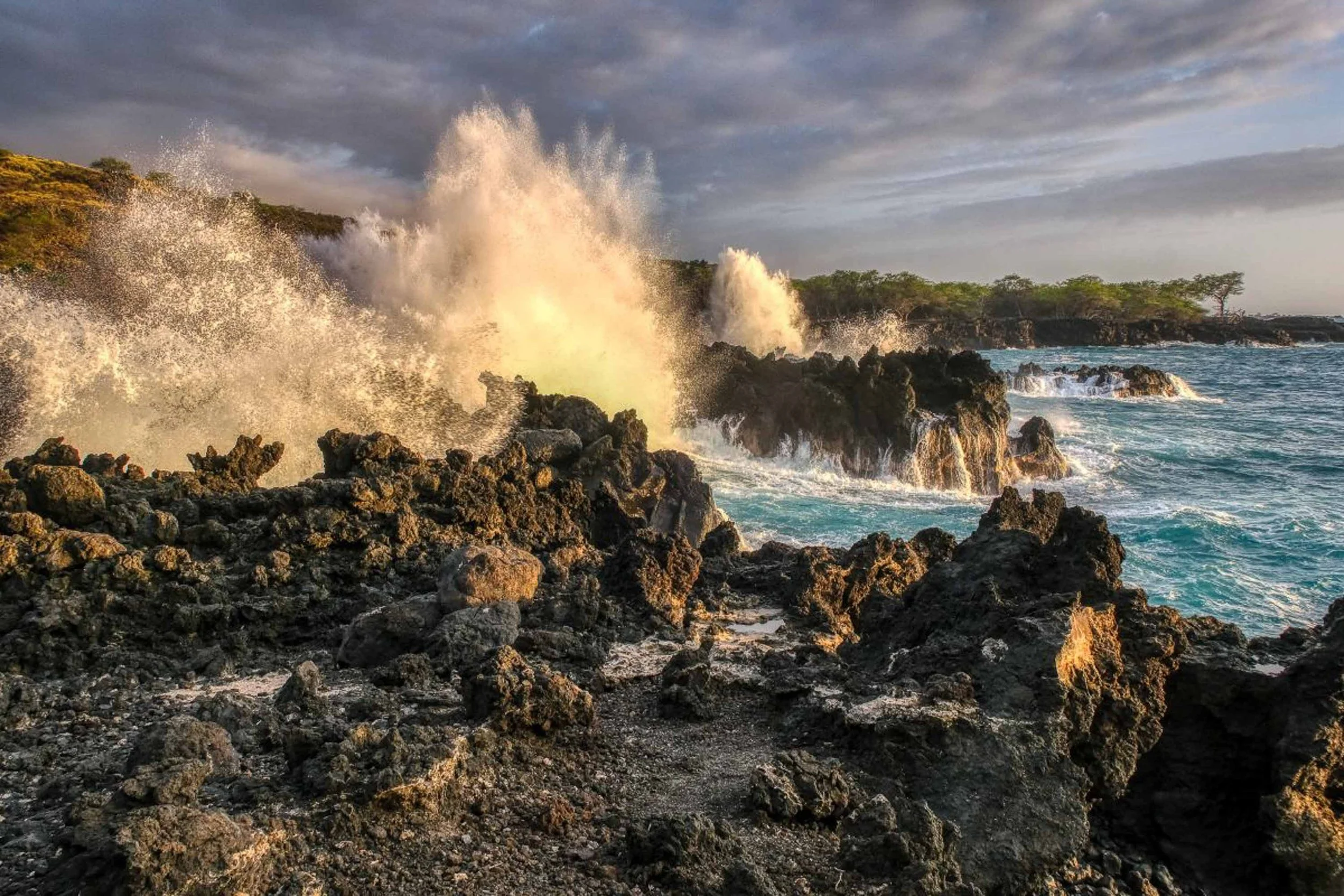 Hawaii-Big Island-Kona-Waves-Sunset.jpg