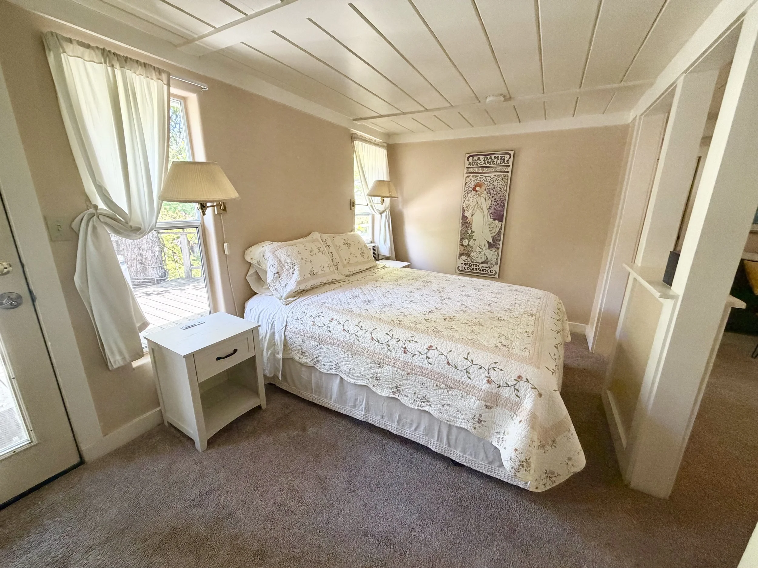 West Wind Bedroom 2.jpeg
