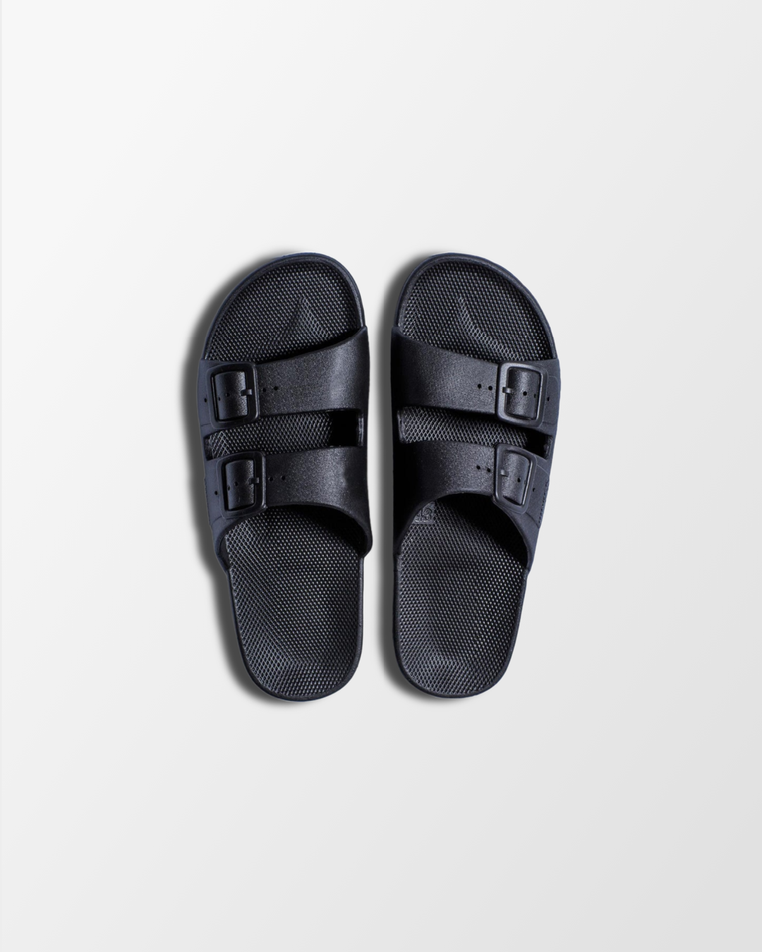 Freedom Moses ——————————————
Colorful comfort slides