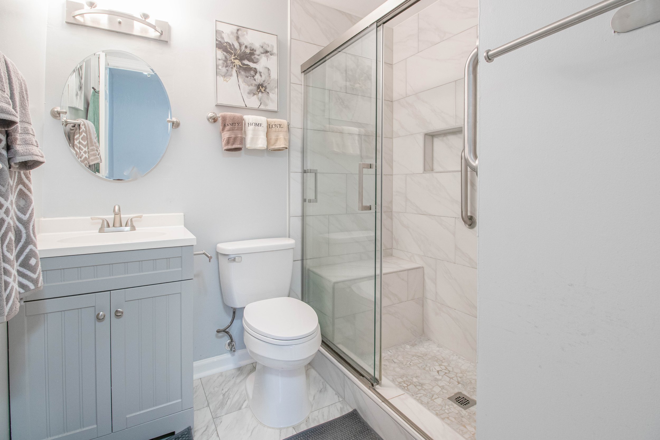 Bathroom New Edit .jpg
